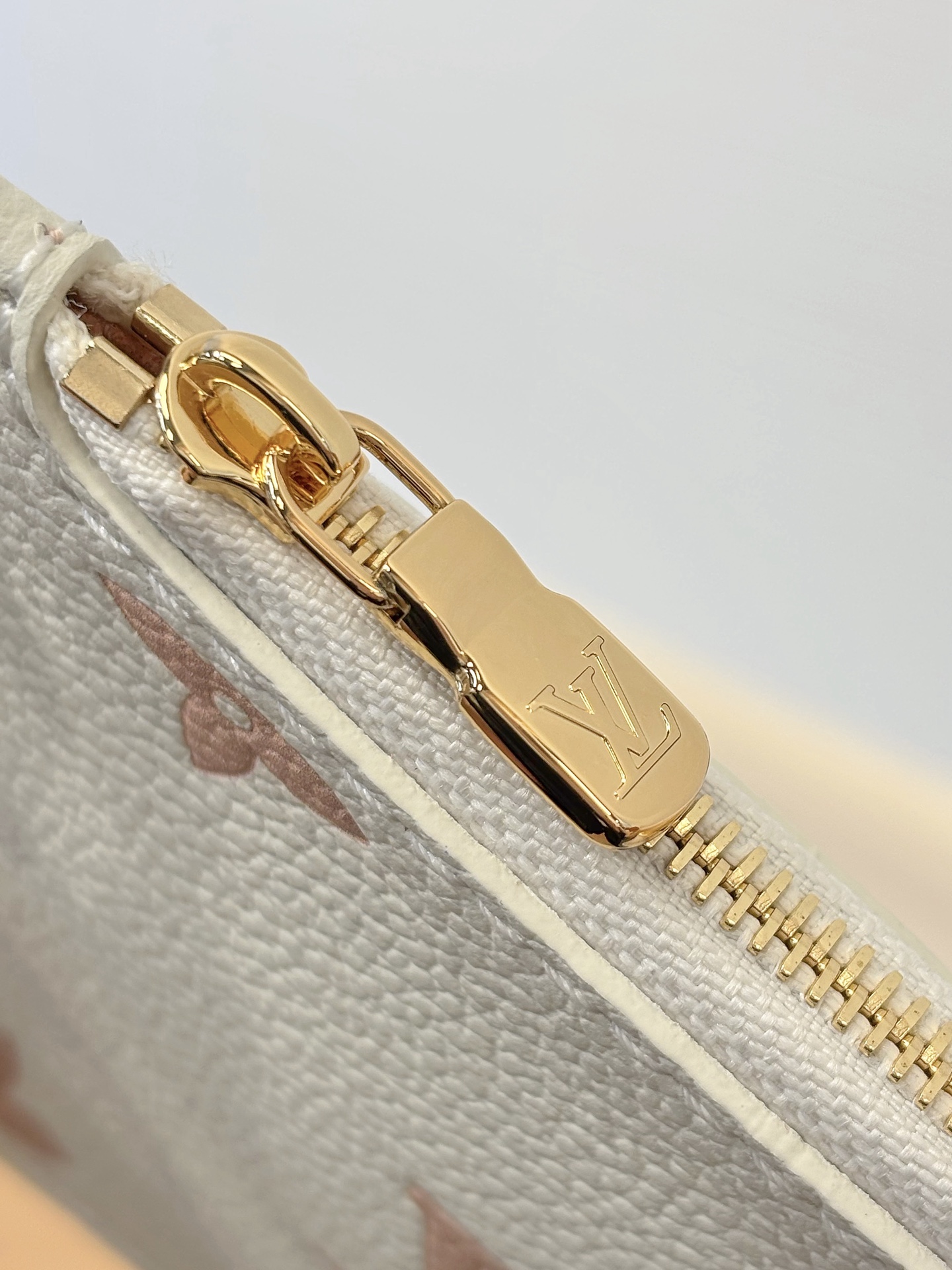 LV All In BB Bucket-M15130-18 x 12 x 16CM