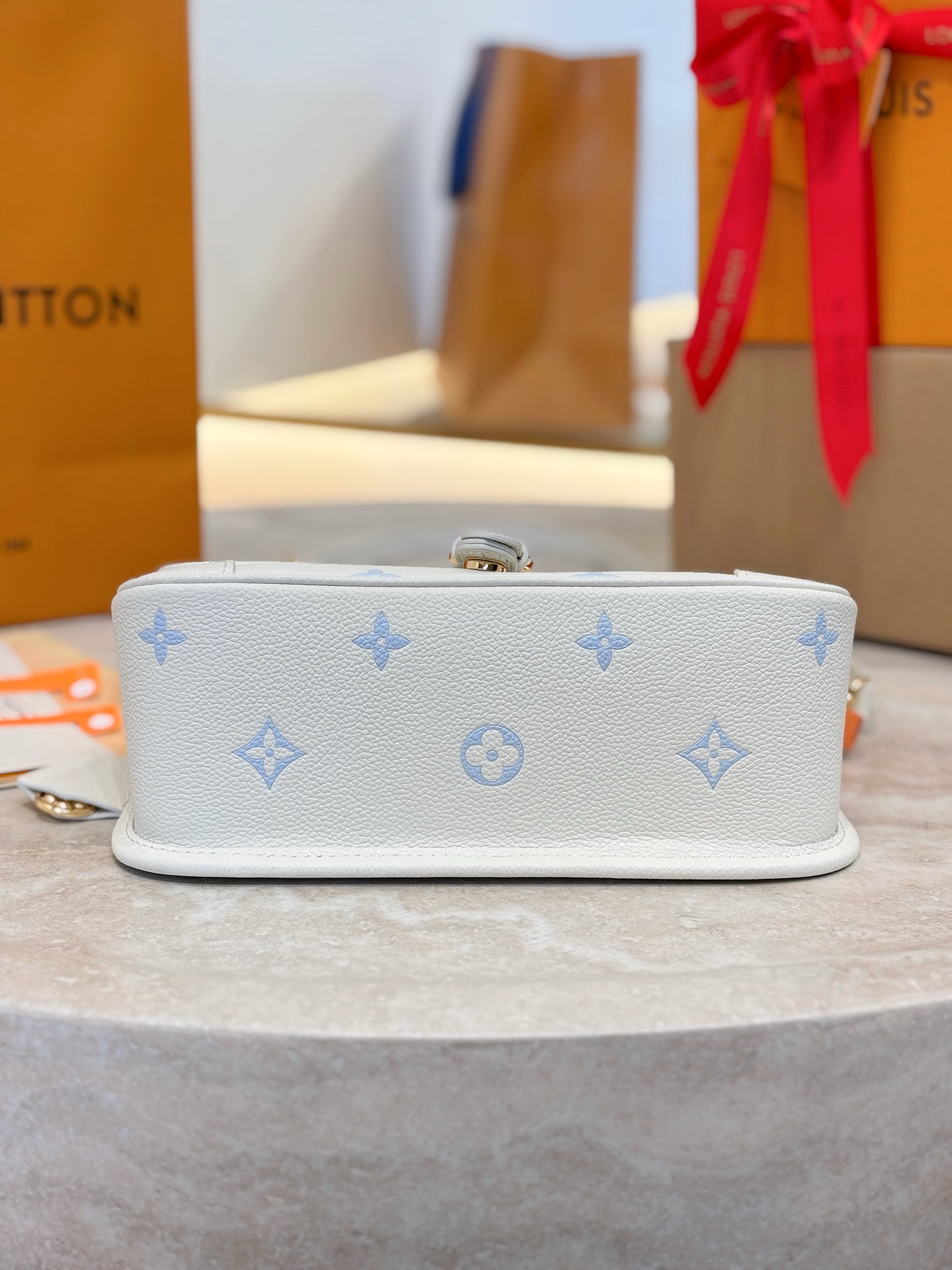 L0vis Vvtt0n Diane Handbags-M28054-25*9*15CM