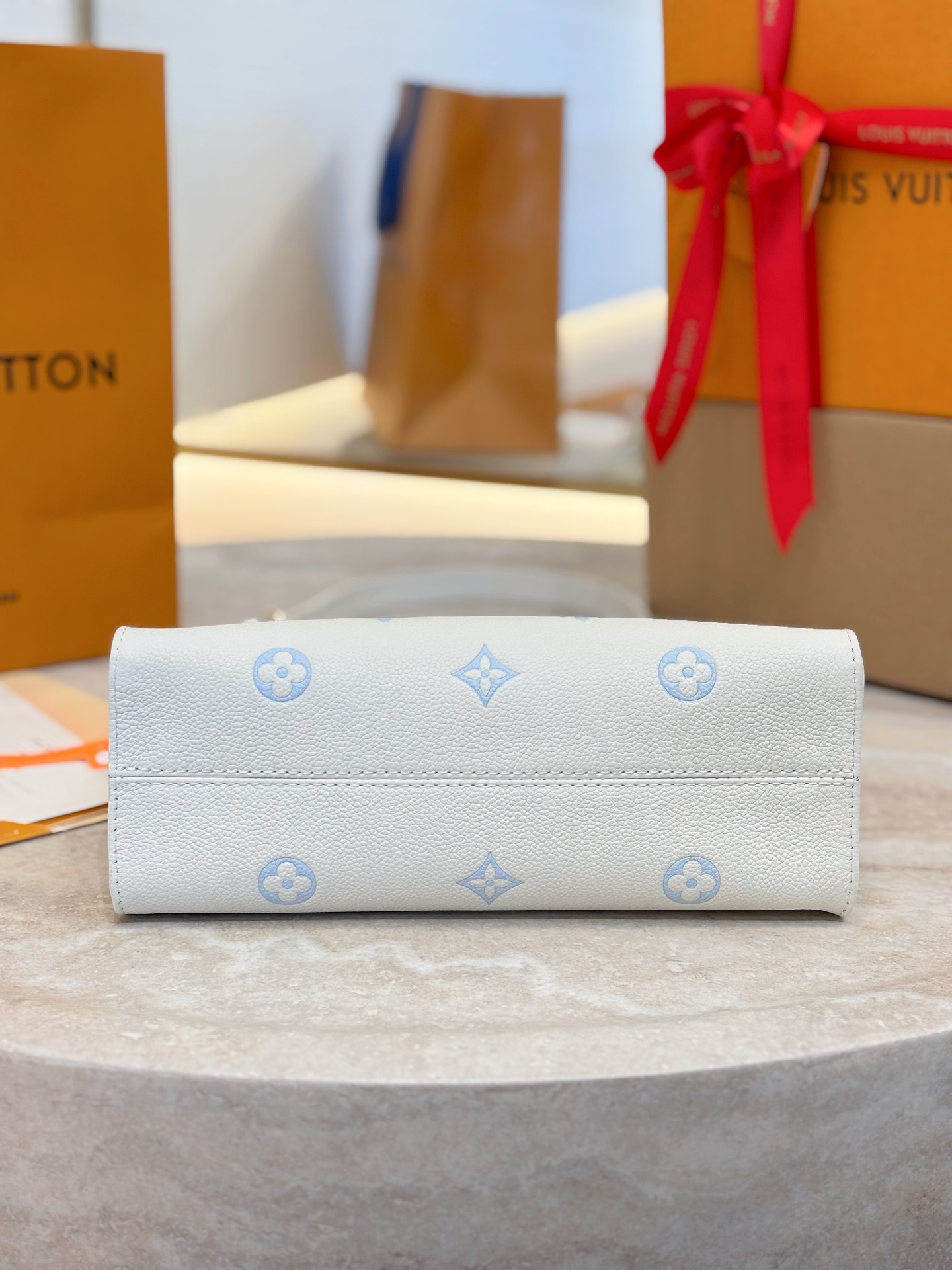 L0vis Vvtt0n OnTheGo East West Handbag-M27577-25*13*10CM