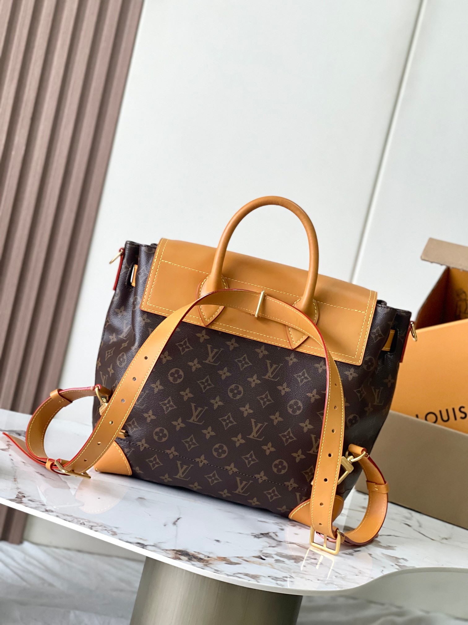 L0vis Vvtt0n Steamer 30 G69-M25989-33x32x14CM