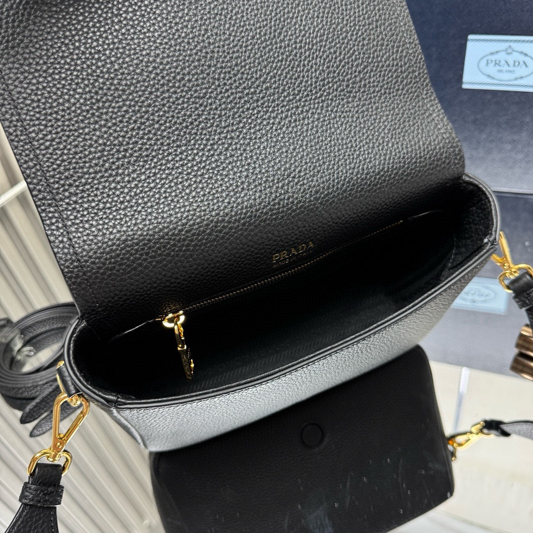 Pra*a 1BD314 Leather Shoulder Bag-23*18*9CM