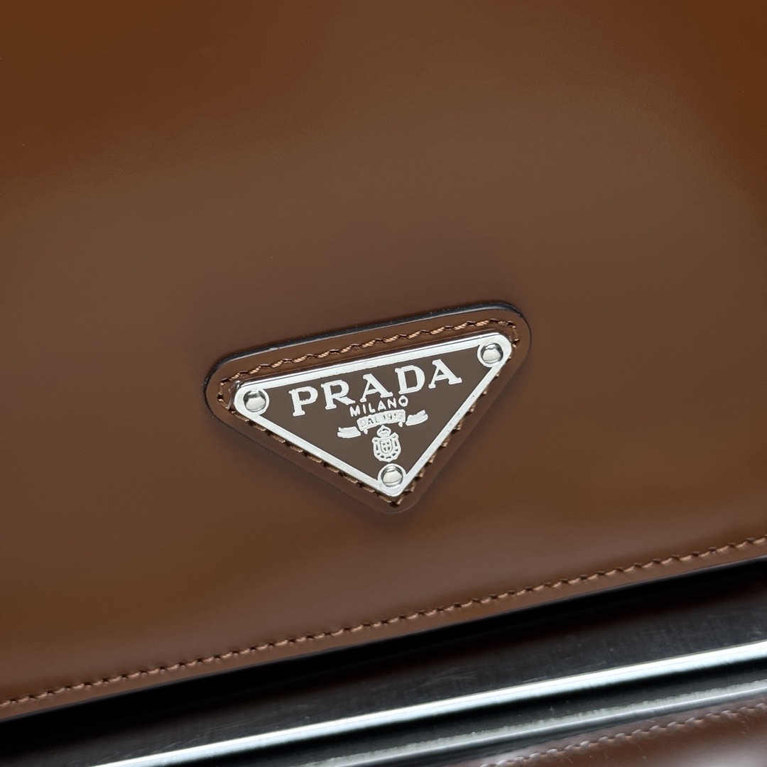 Pra*a Brushed Leather Femme Bag Brown Medium-1BD323-26*12*4.8CM