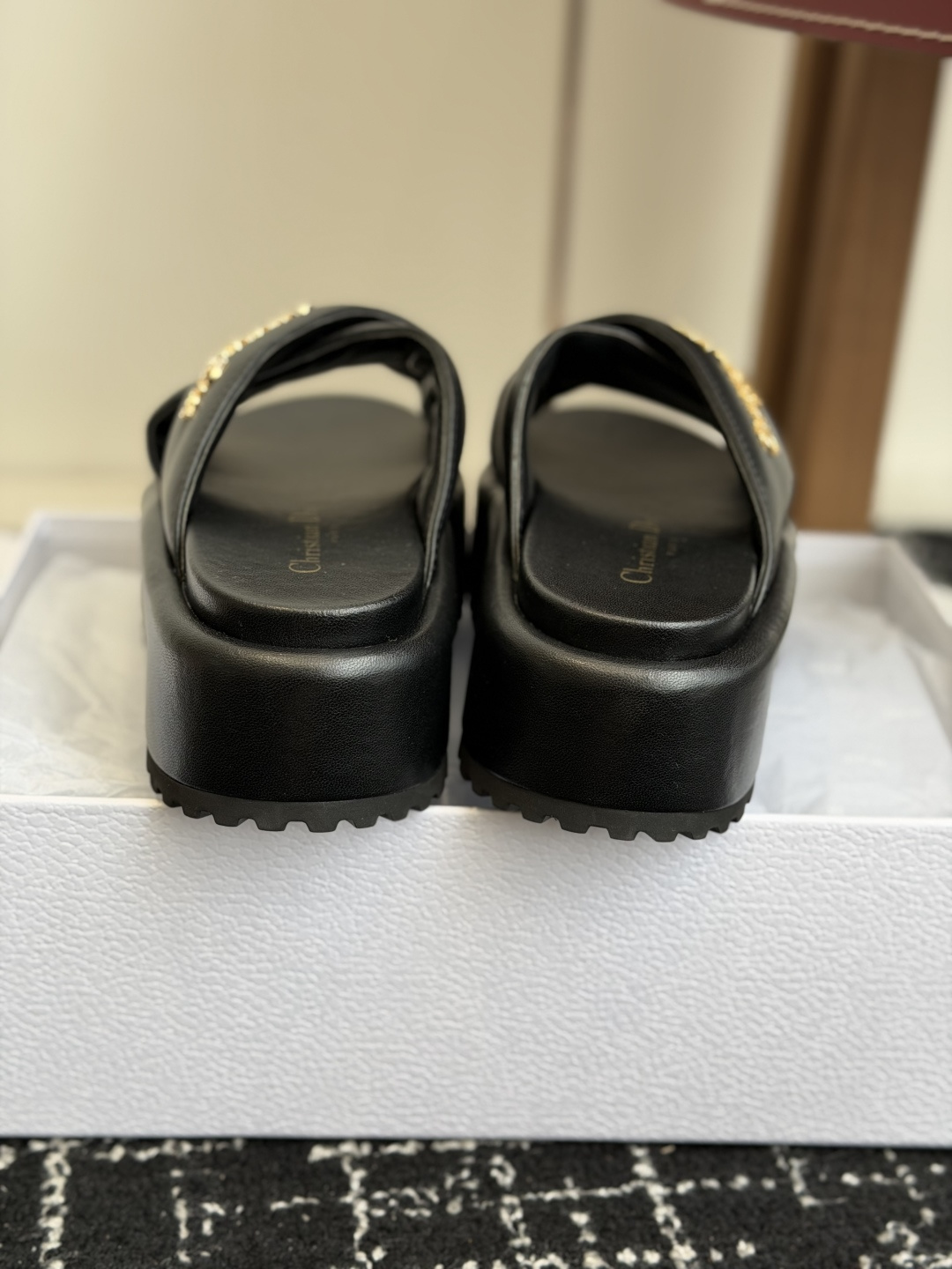 Diro Sandals
