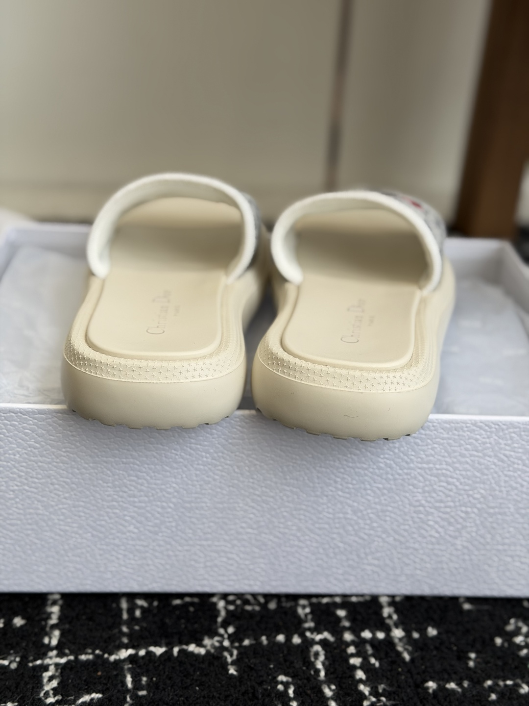 Diro Sandals