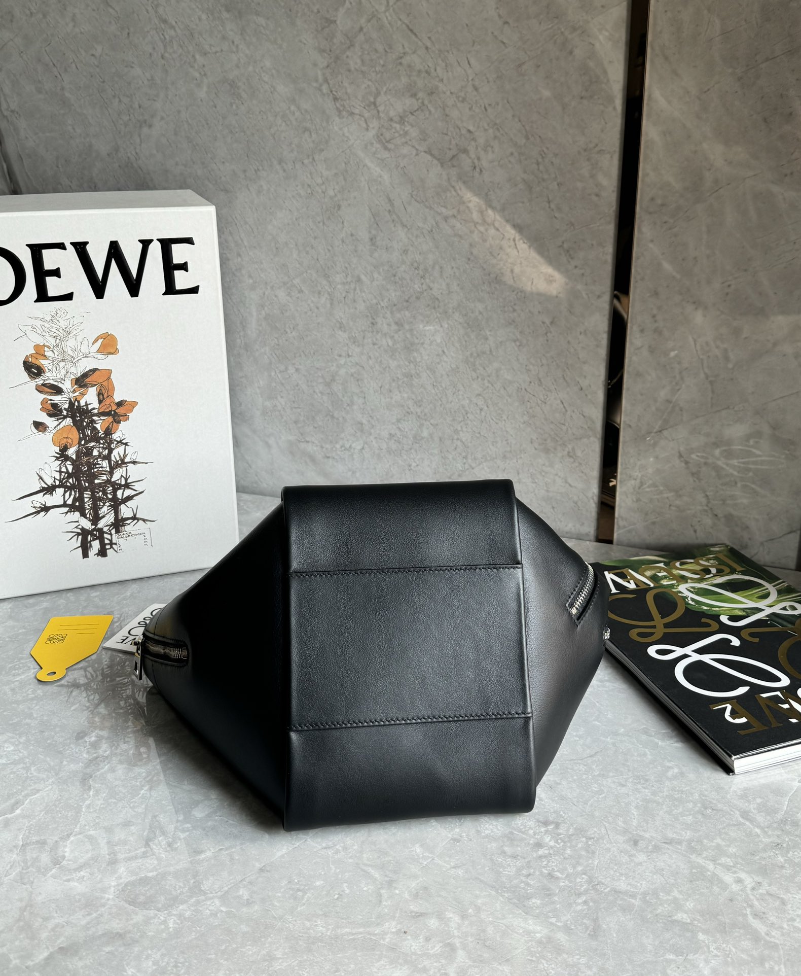 Lowee Hammock Flip Bag In Classic Calfskin-15*22.5*22CM