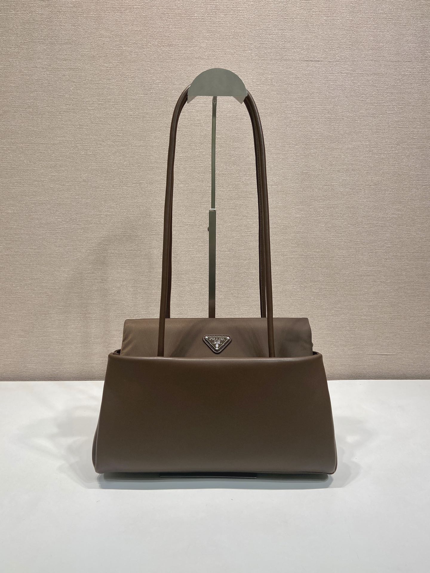 Pra*a Black Passage Medium Leather Bag-1BA495-28*14.5*12cm