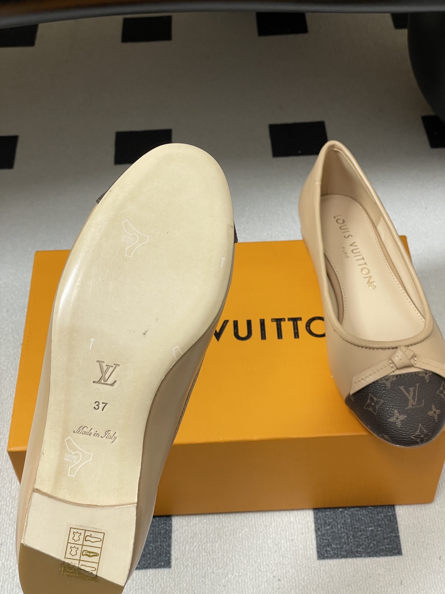 Lou*is Vvtt0n Darling Ballerina - Women - Shoes