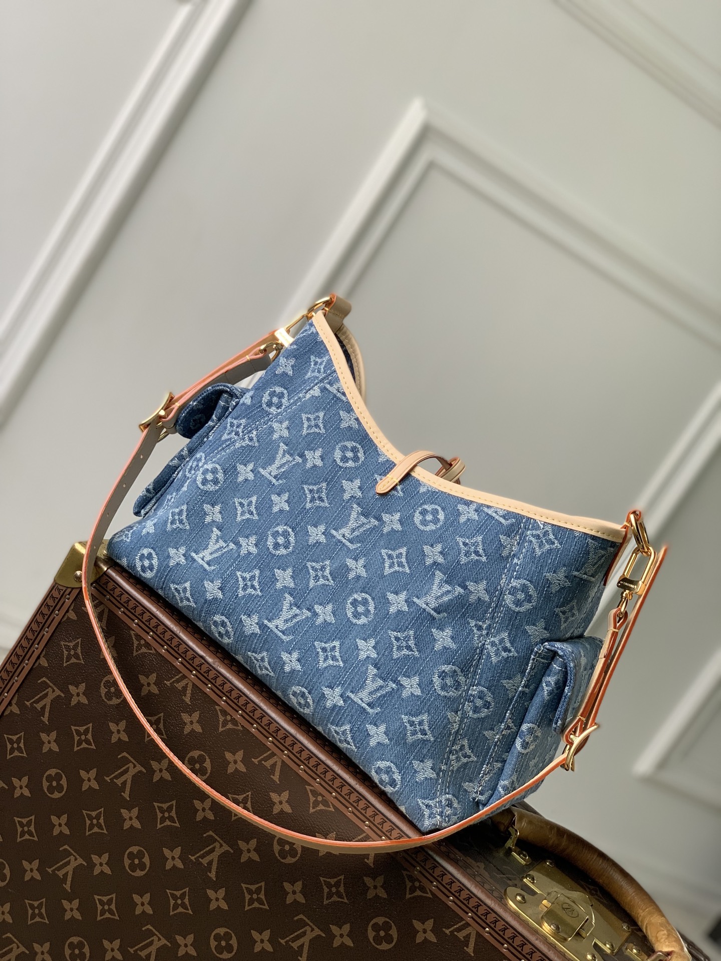 L0vis Vvtt0n Carryall Cargo PM Monogram Denim-33.5 x 23 x 15CM