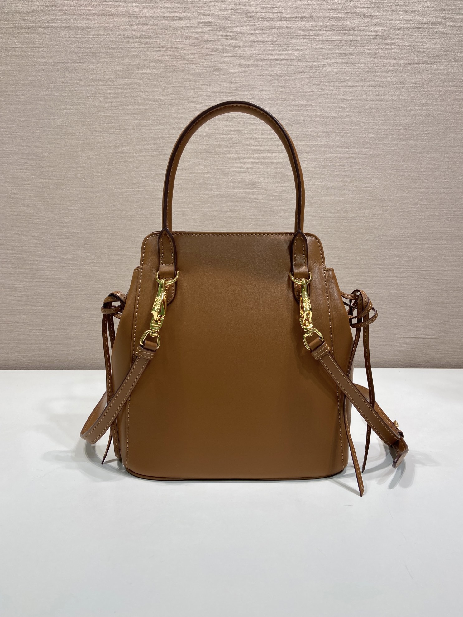 Pra*a Carry Leather Handbag 1BA496-19*21*7CM