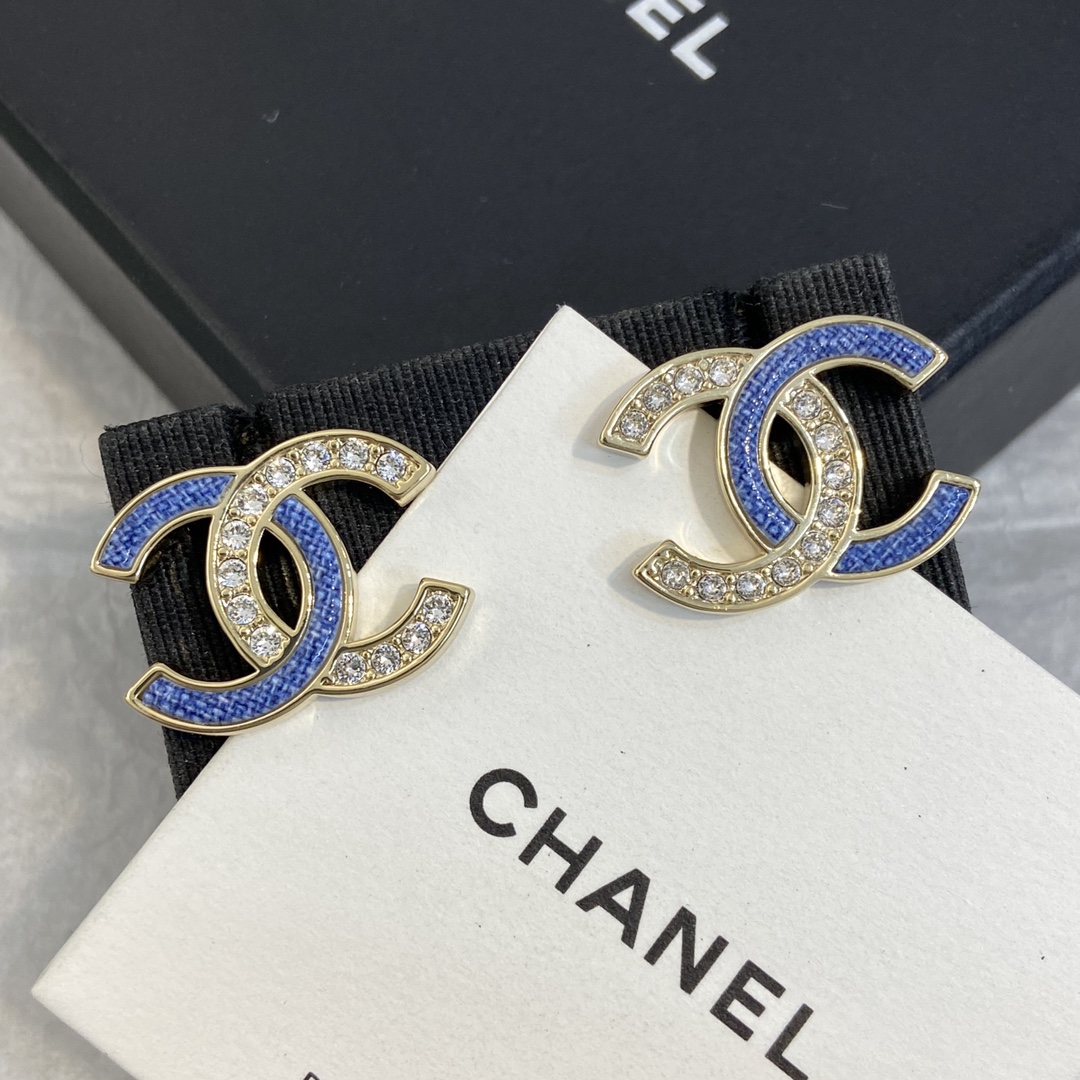 Ch@nel Earring