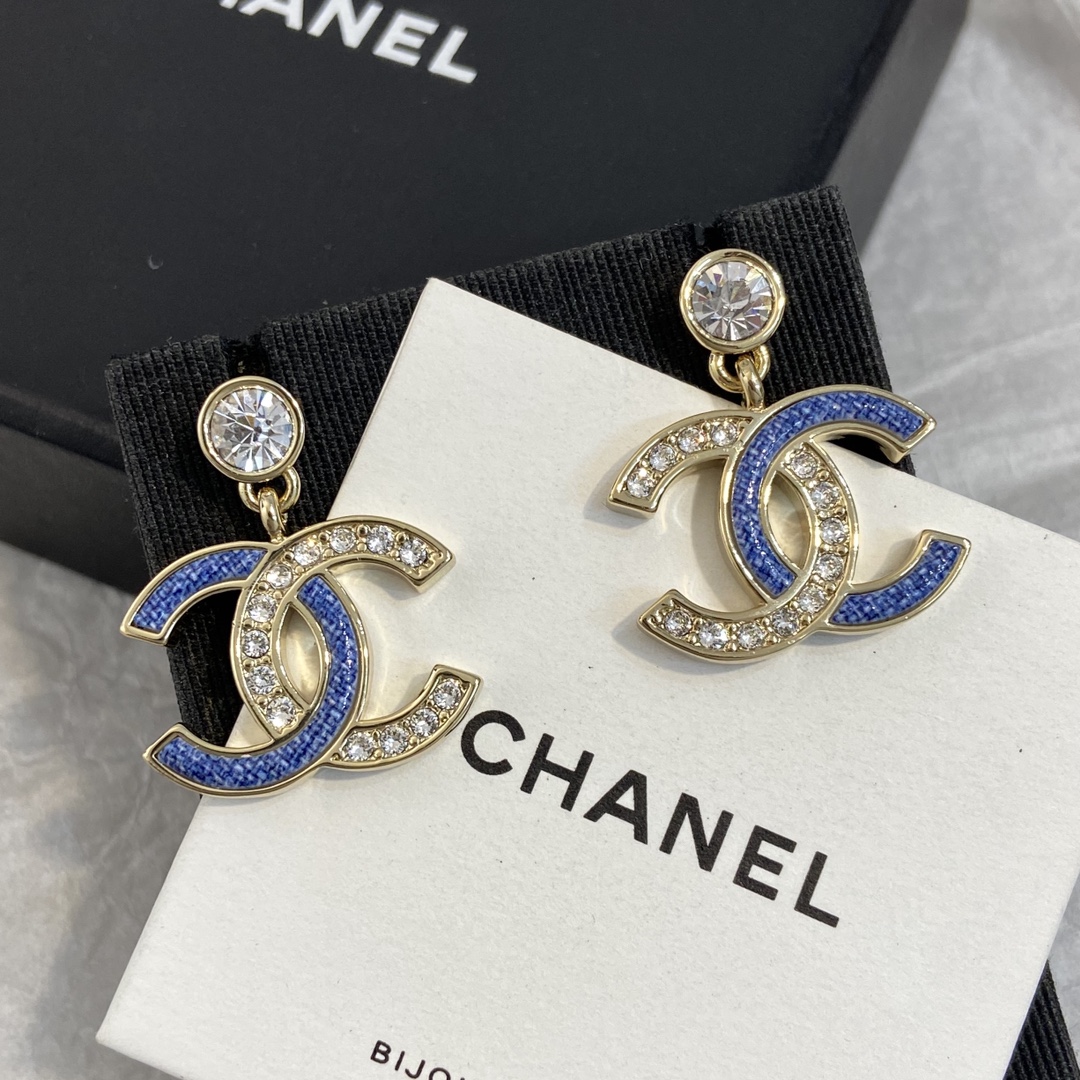 Ch@nel Earring