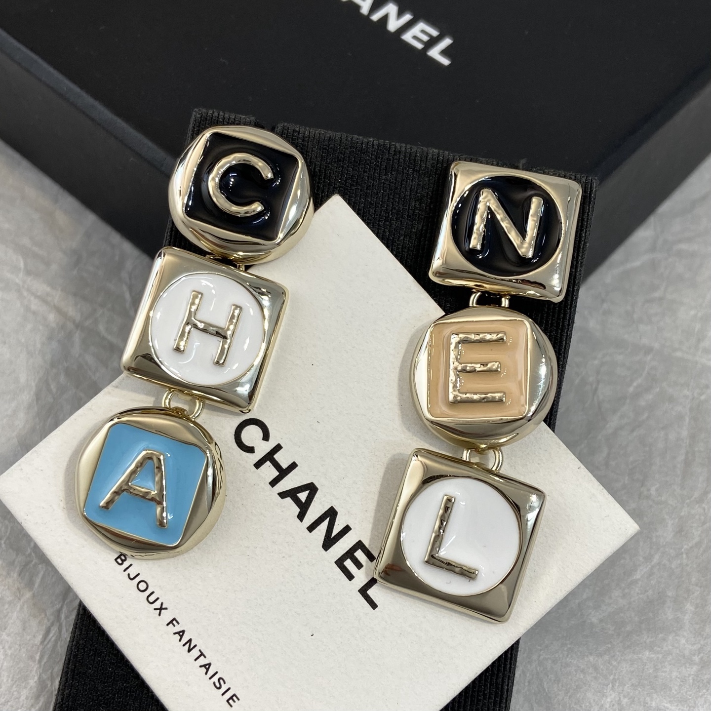 Ch@nel Earring