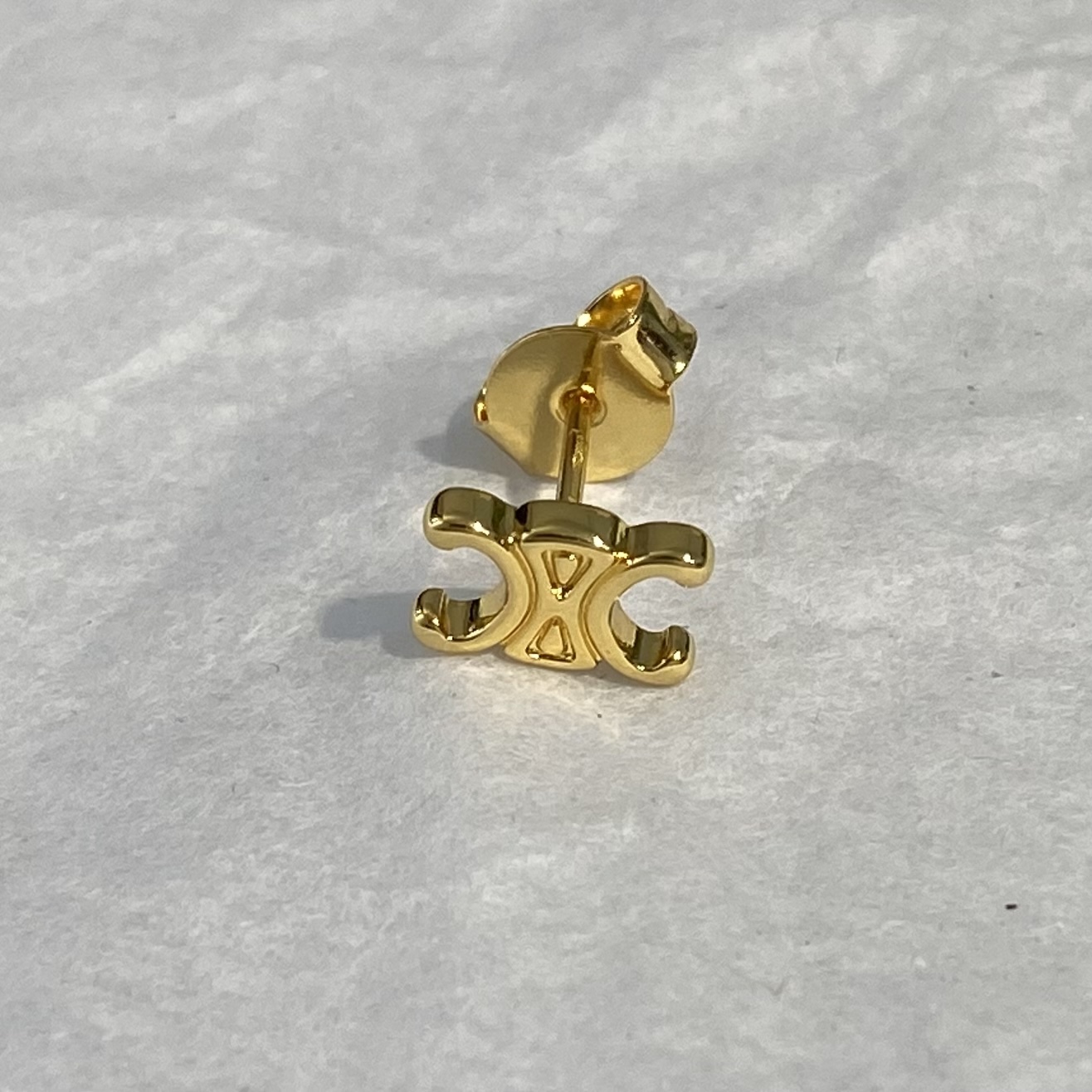 Celin*l Earring