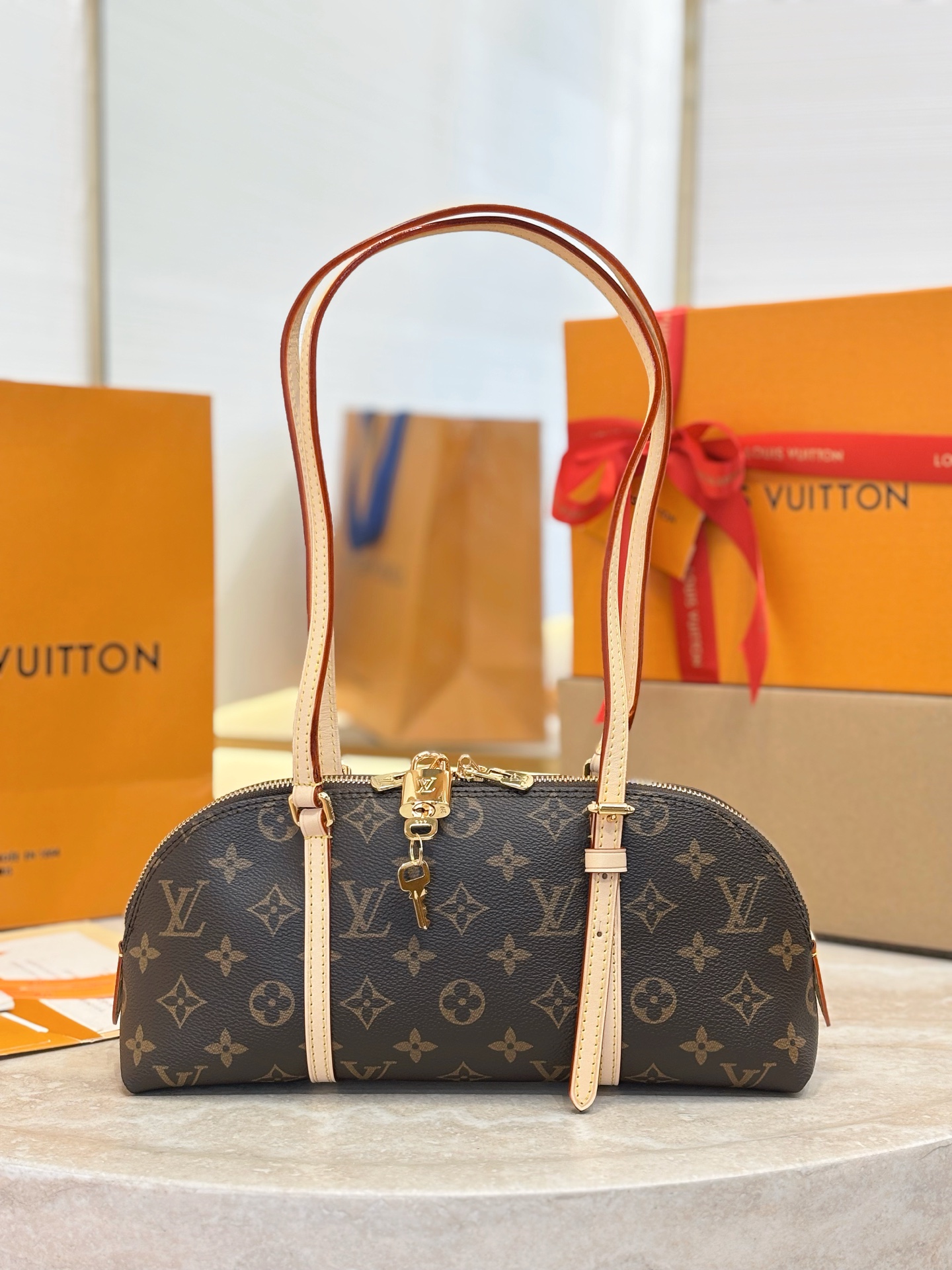 Lo*uis Vvtt0n Squire East West Monogram - Women - Handbags-M28953-29x14x8CM