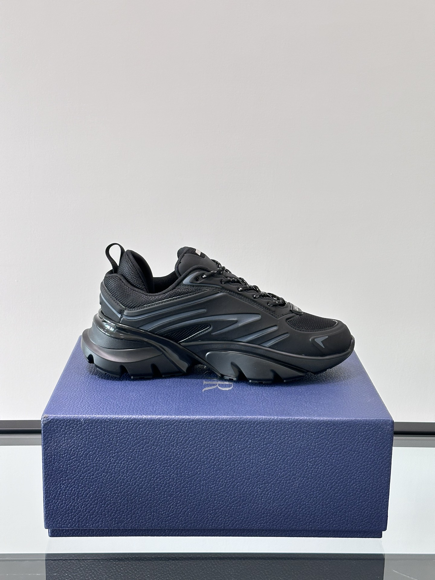 Diro Sports Sneakers