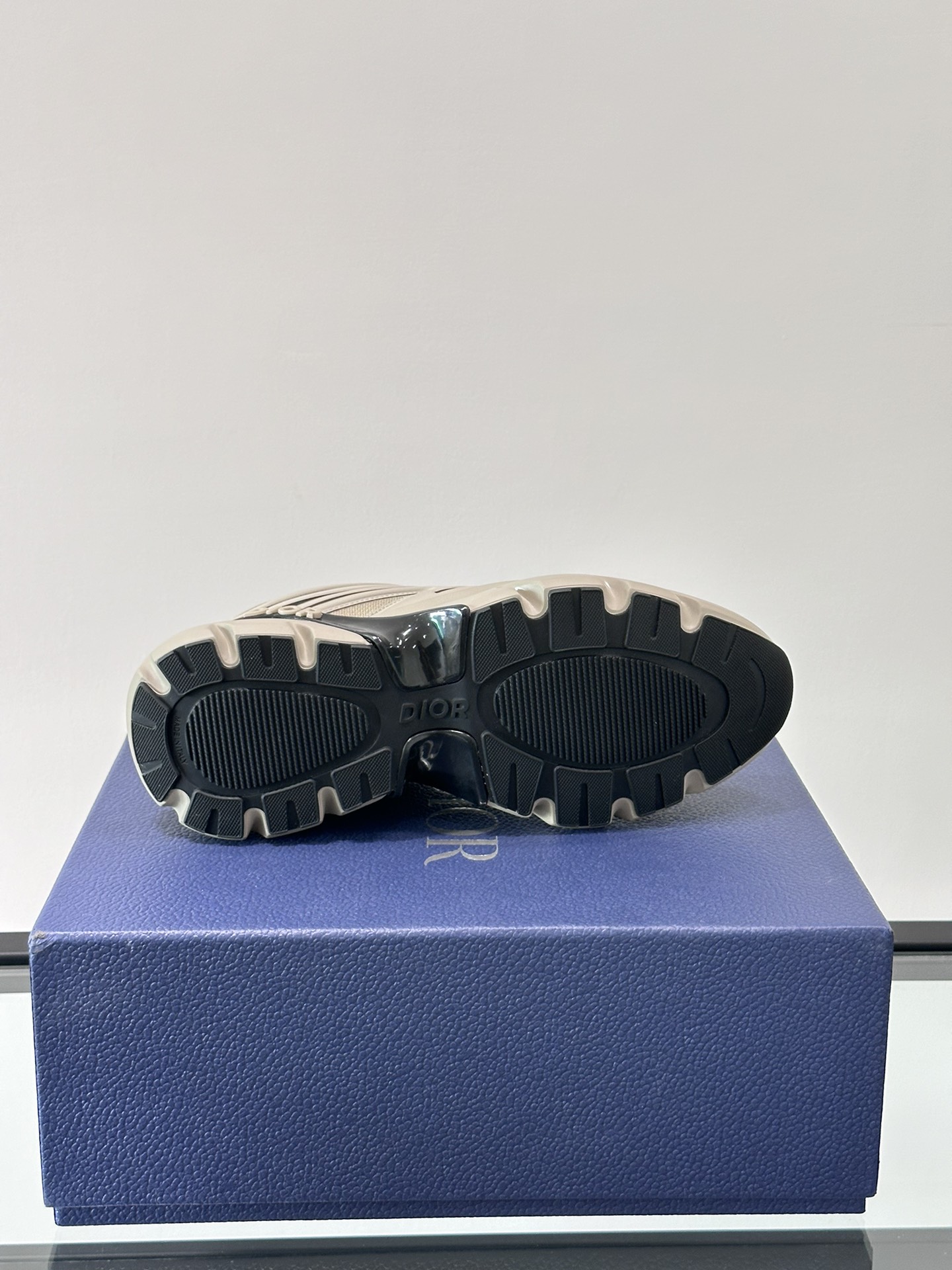 Diro Sports Sneakers