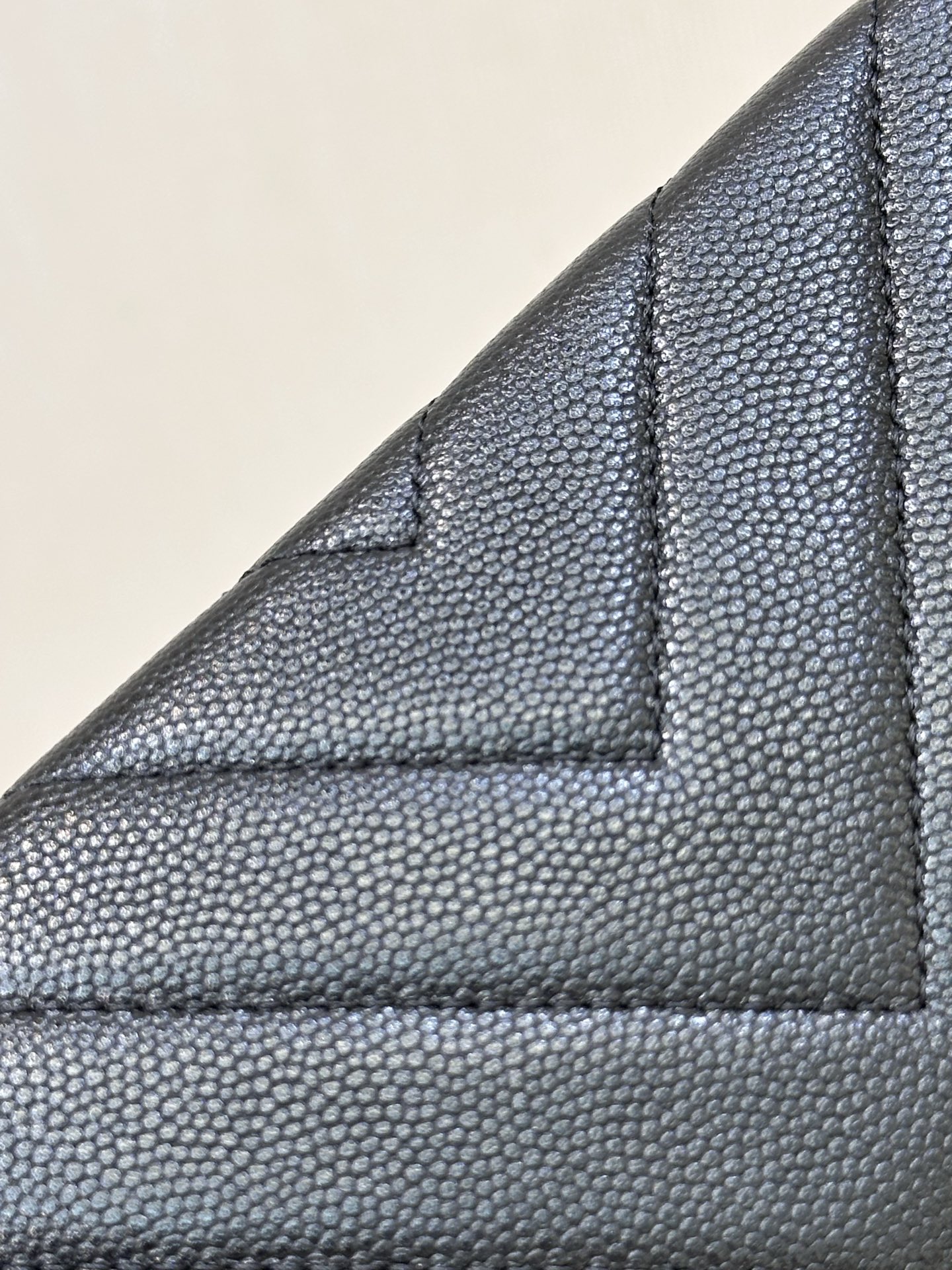 Ch@nel Cosmetic Bag-Caviar-19CM