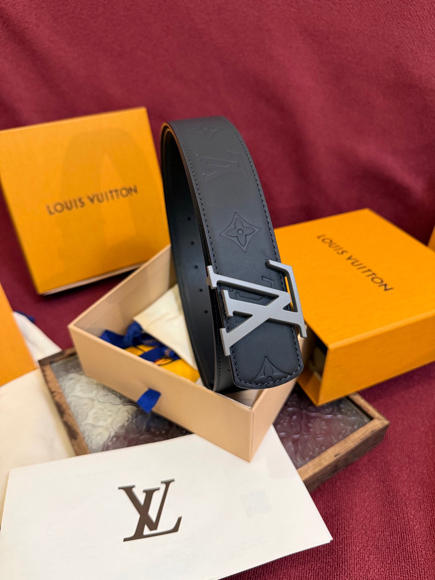 L0vis Vvtt0n Belt-4CM