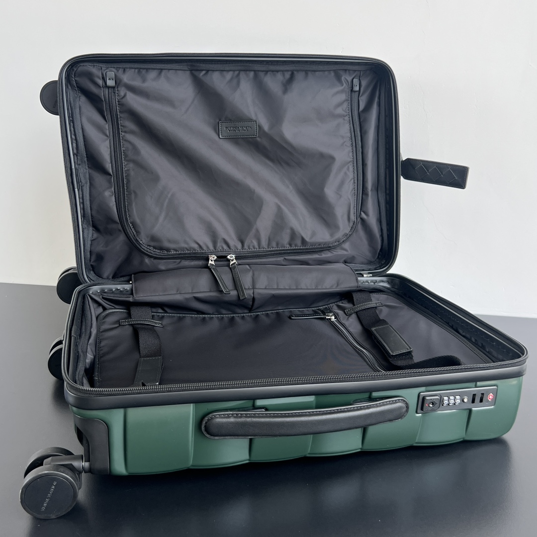 B0tt*ga Ven*ta Odyssey Cabin Suitcase in Seaweed-38*55*35CM