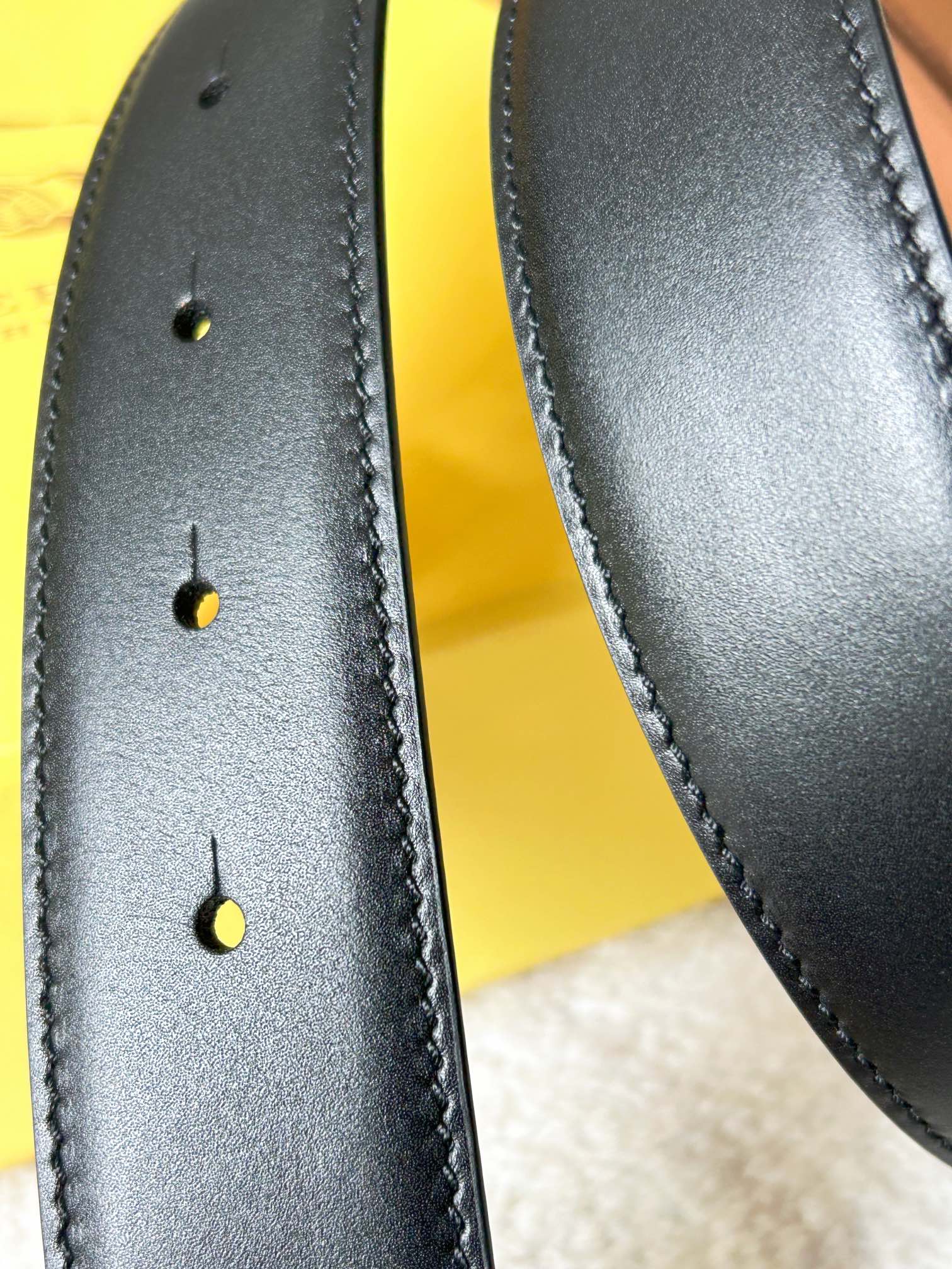 Bv*b*rry Belt-3.5CM