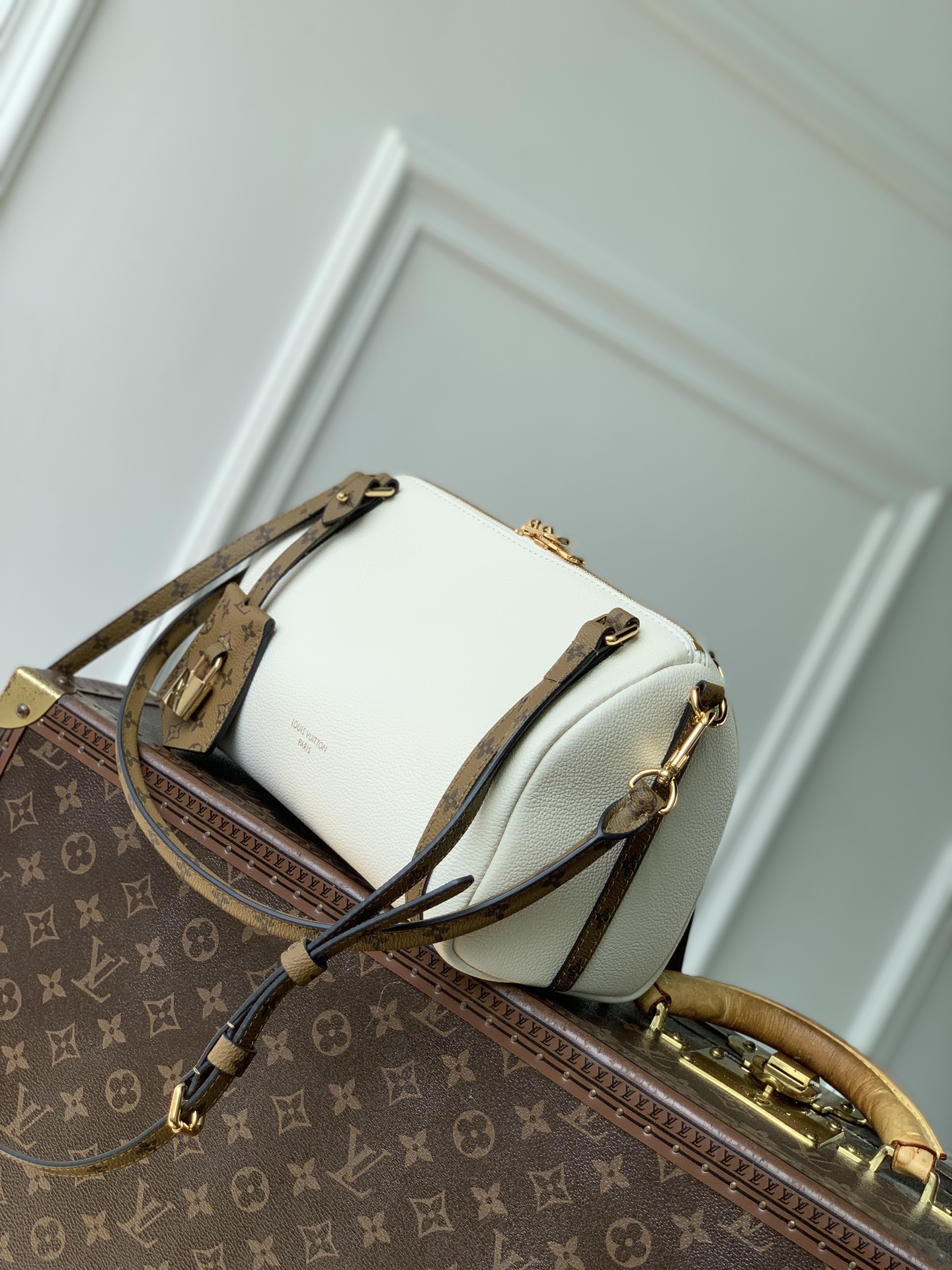 L0vis Vvtt0n Express Handbag-M29392-17 x 13.5 x 26CM