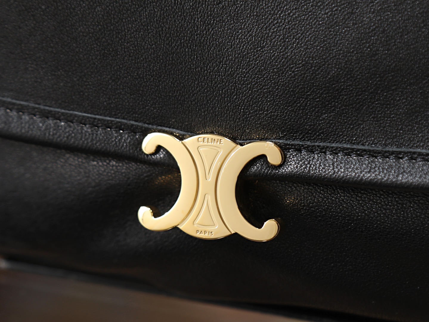 Cel*in Halfmoon Soft Triomphe Bag-46*19*10CM