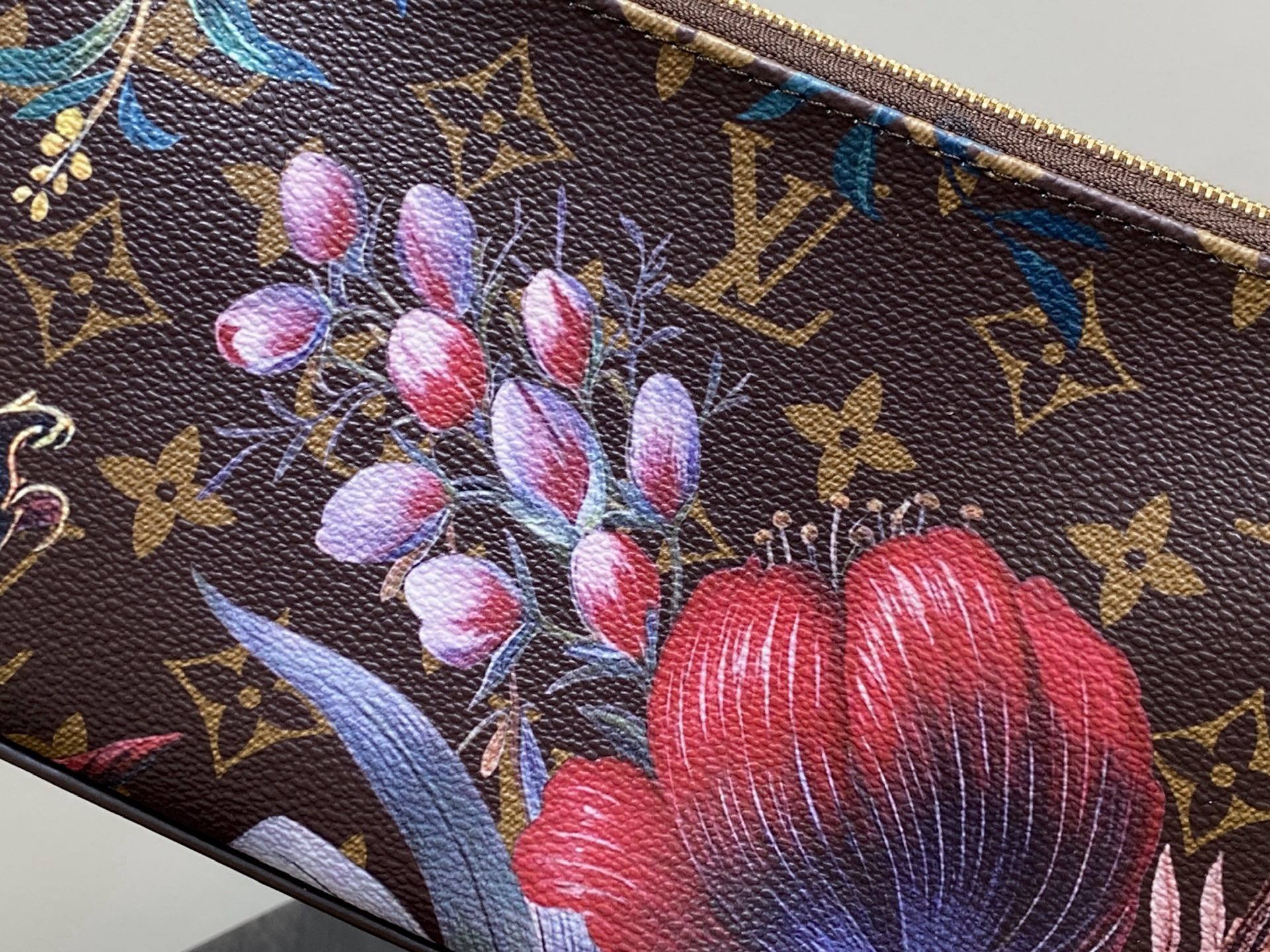 L0vis Vvtt0n Pochette Accessories-23.5 x 13.5CM