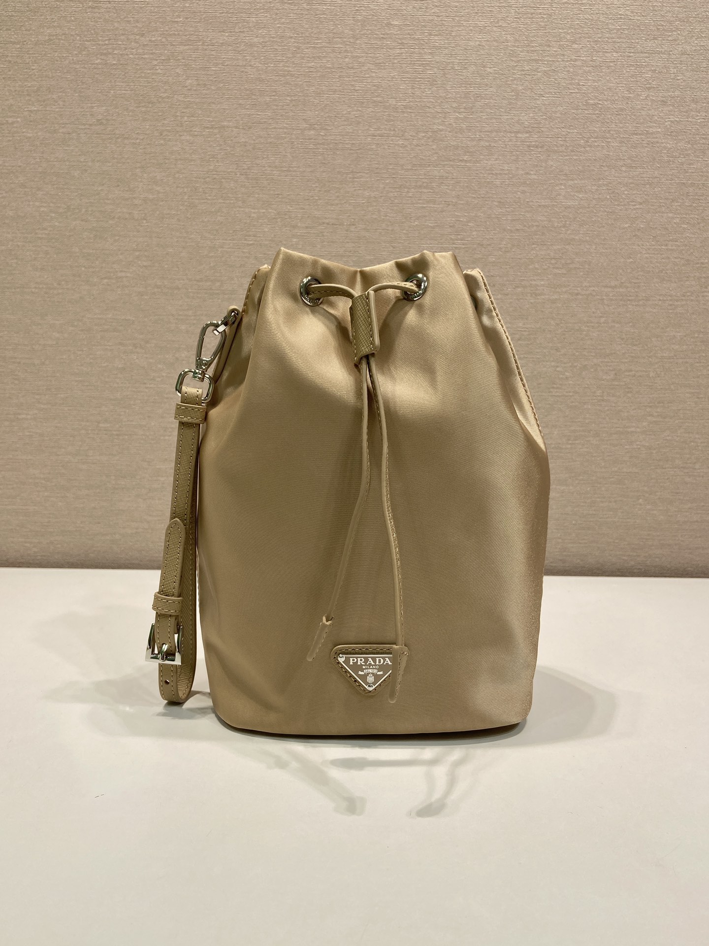 Pra*a Re-Nylon Bucket Bag-1N369-15.5*23*10CM