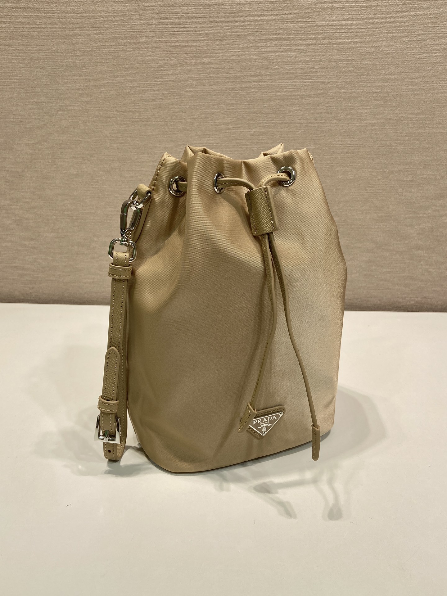 Pra*a Re-Nylon Bucket Bag-1N369-15.5*23*10CM