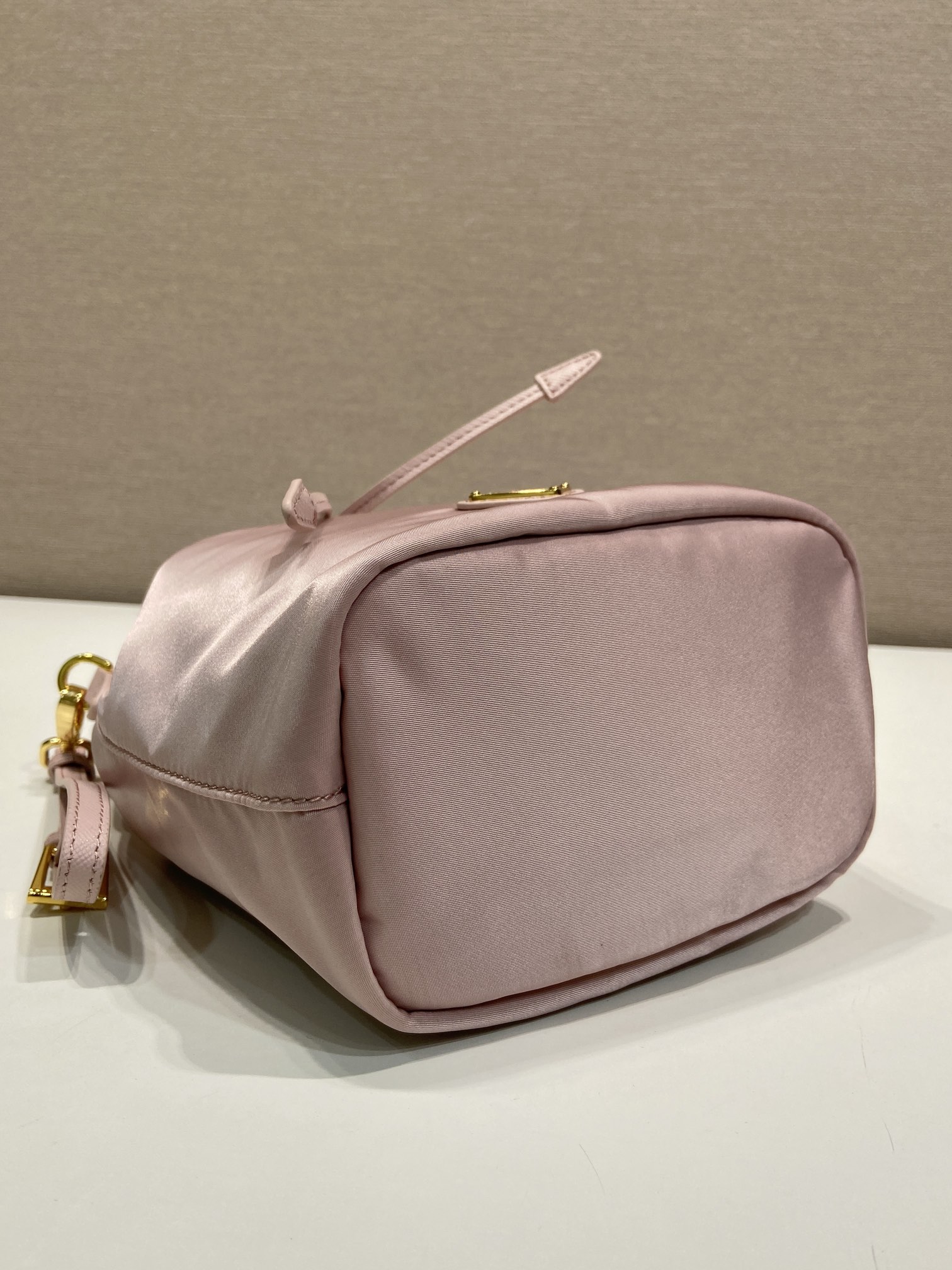 Pra*a Re-Nylon Bucket Bag-1N369-15.5*23*10CM