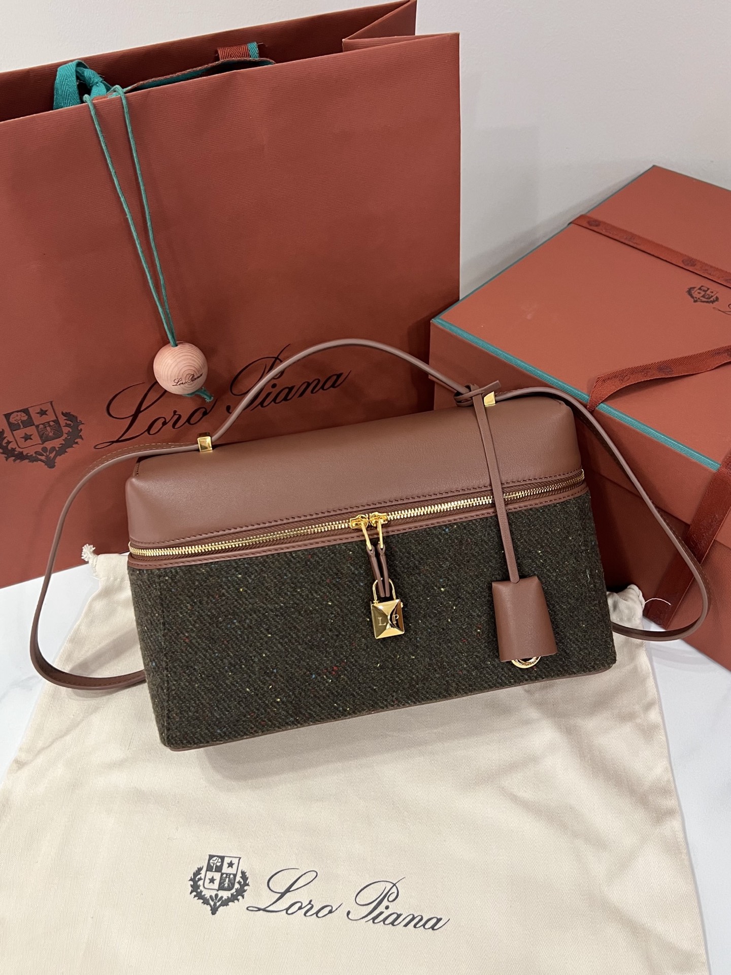 L0r0 P1ana Extra Bag L27-16*27*10CM