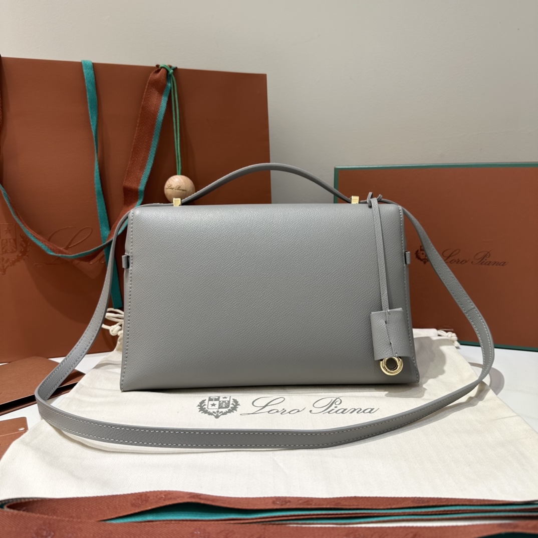 L0r0 P1ana Extra Bag L27-16*27*10CM