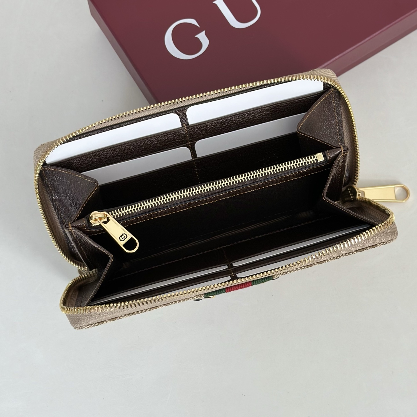 Gvc*1 Wallet-19*.5*11CM