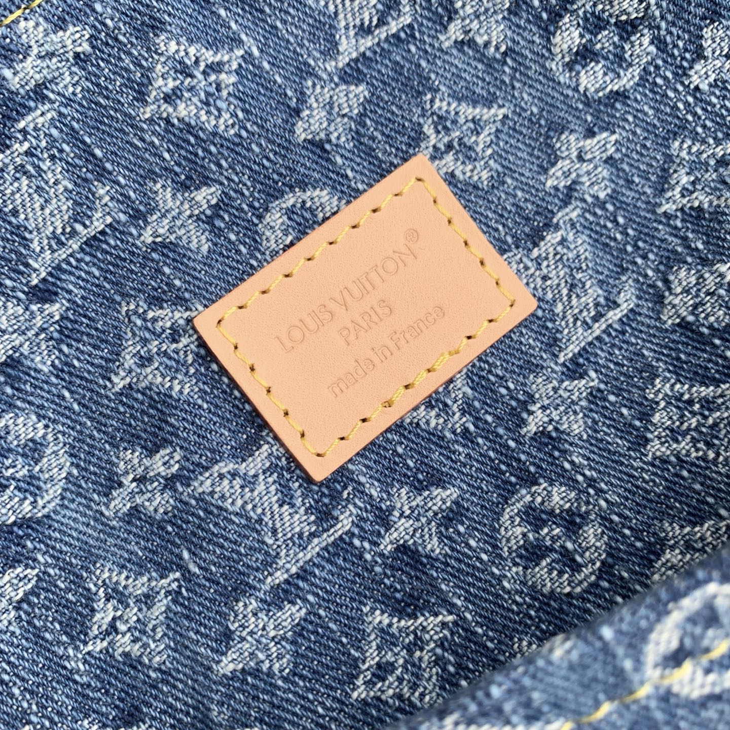 Lou*is Vvtt0n Denim Rendez-Vous Montsouris Cargo Backpack-M27330-32 x 30.5 x 16CM
