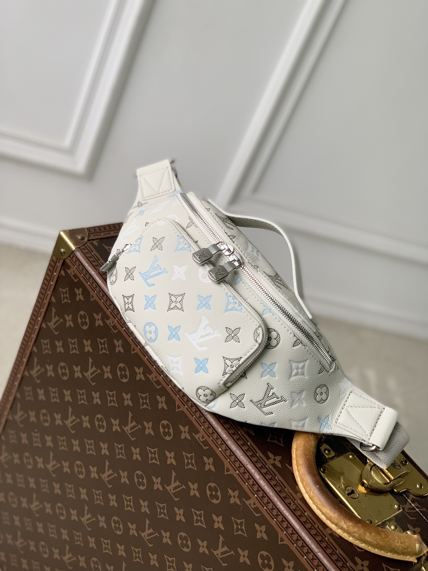 L0vis Vvtt0n Rush Bum Bag-M28619-30*15*8CM