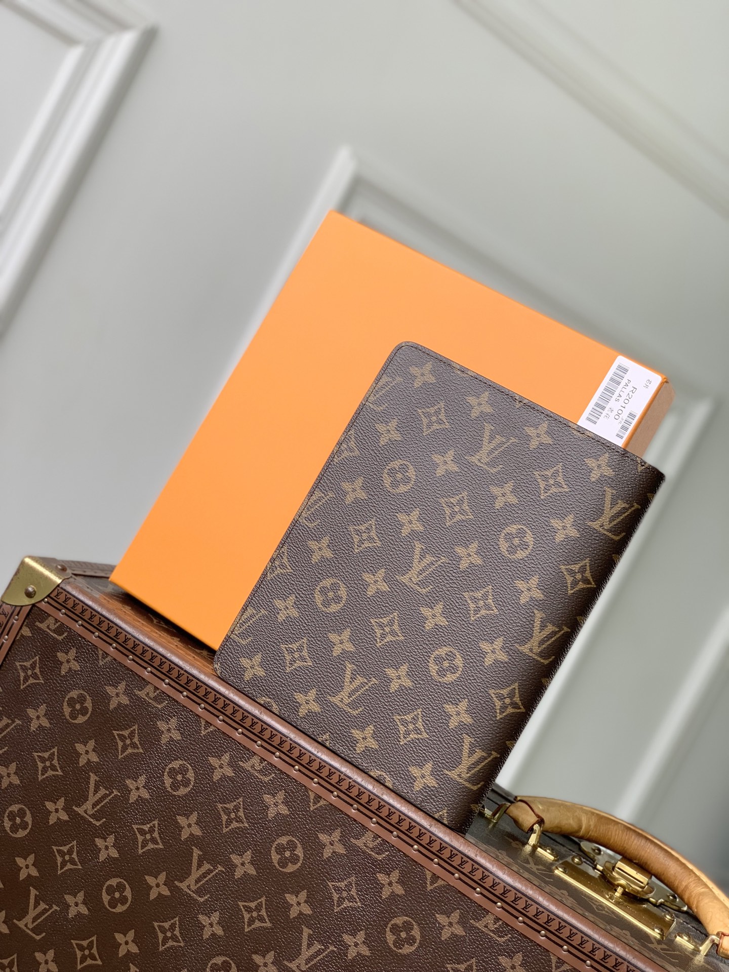 Lo*uis Vvtt0n Desktop Notebook Cover-R20100-18.5 x 23 x 3CM
