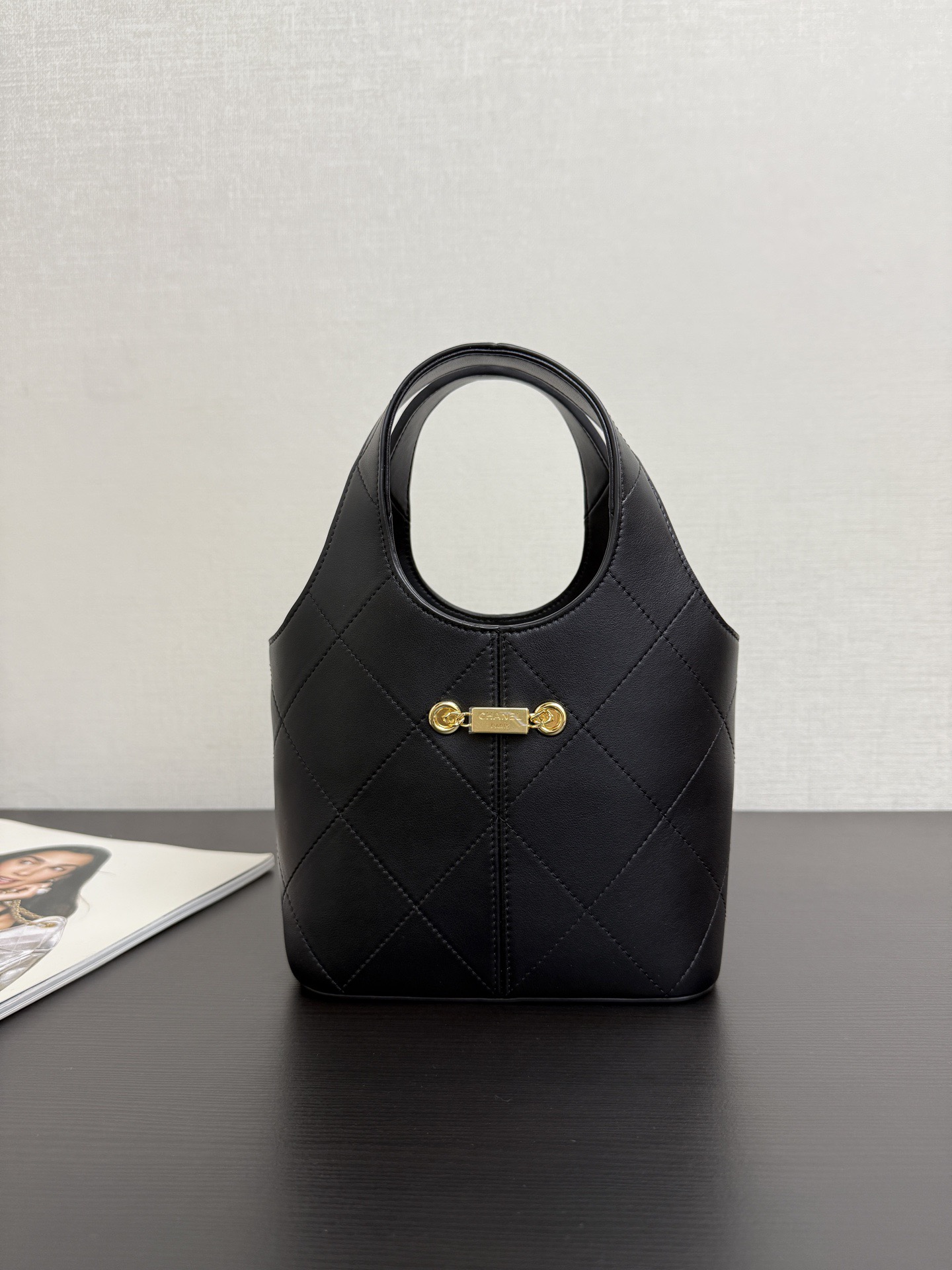 Ch@nel Small shopping bag, Calfskin-27.5 x 21 x 10CM