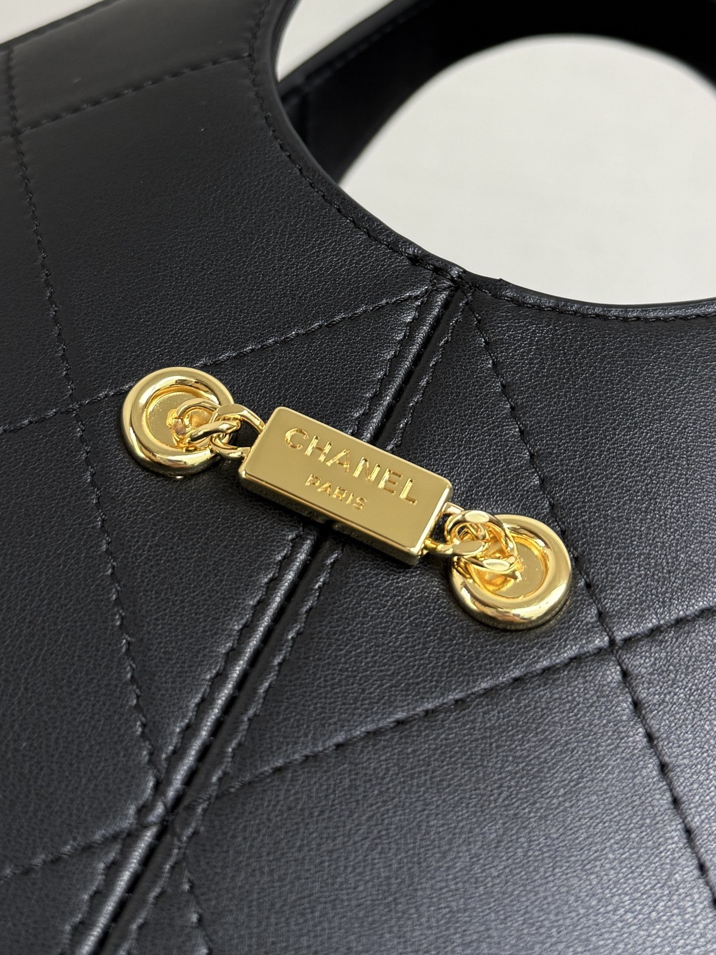 Ch@nel Small shopping bag, Calfskin-27.5 x 21 x 10CM