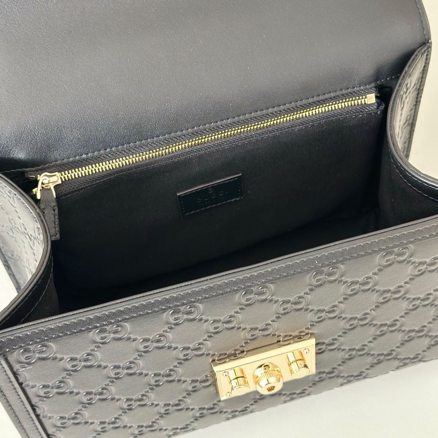 Gvc*1 Padlock Tote Bag-26*18*11.5CM