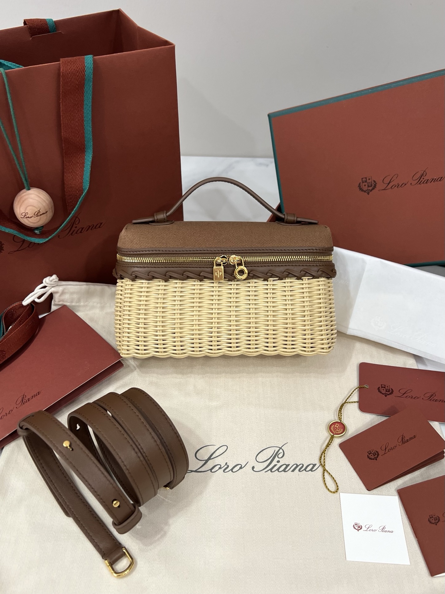 L0r0 P1ana Extra pocket L19 Bag-19*7*12CM