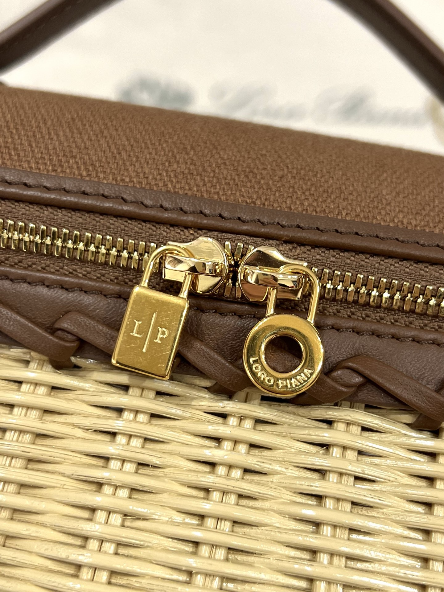 L0r0 P1ana Extra pocket L19 Bag-19*7*12CM