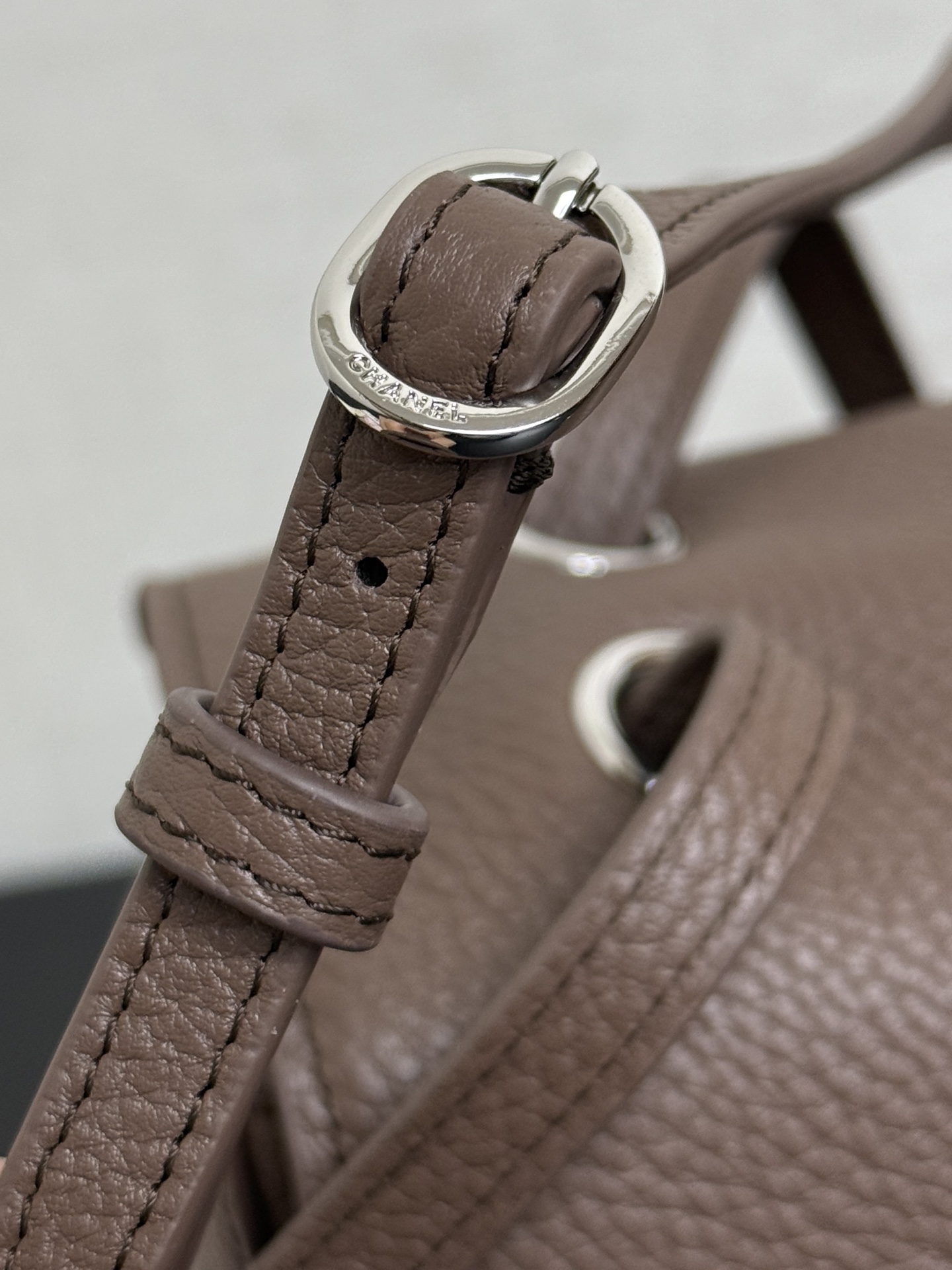 Cha*nel Grained Calfskin Small Souplissimo Maxi Flap-32CM