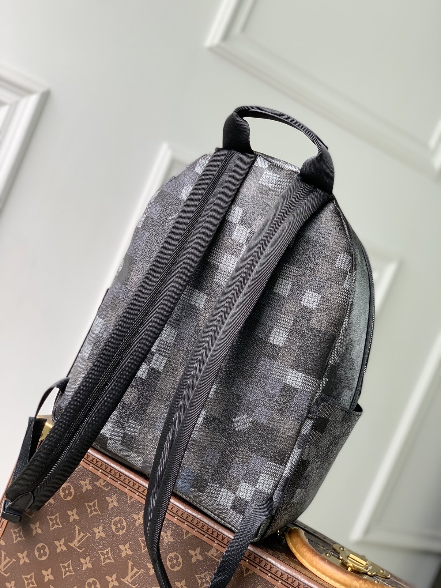 L0vis Vvtt0n Discovery PM Backpack-M28789-31 x 42 x 17CM