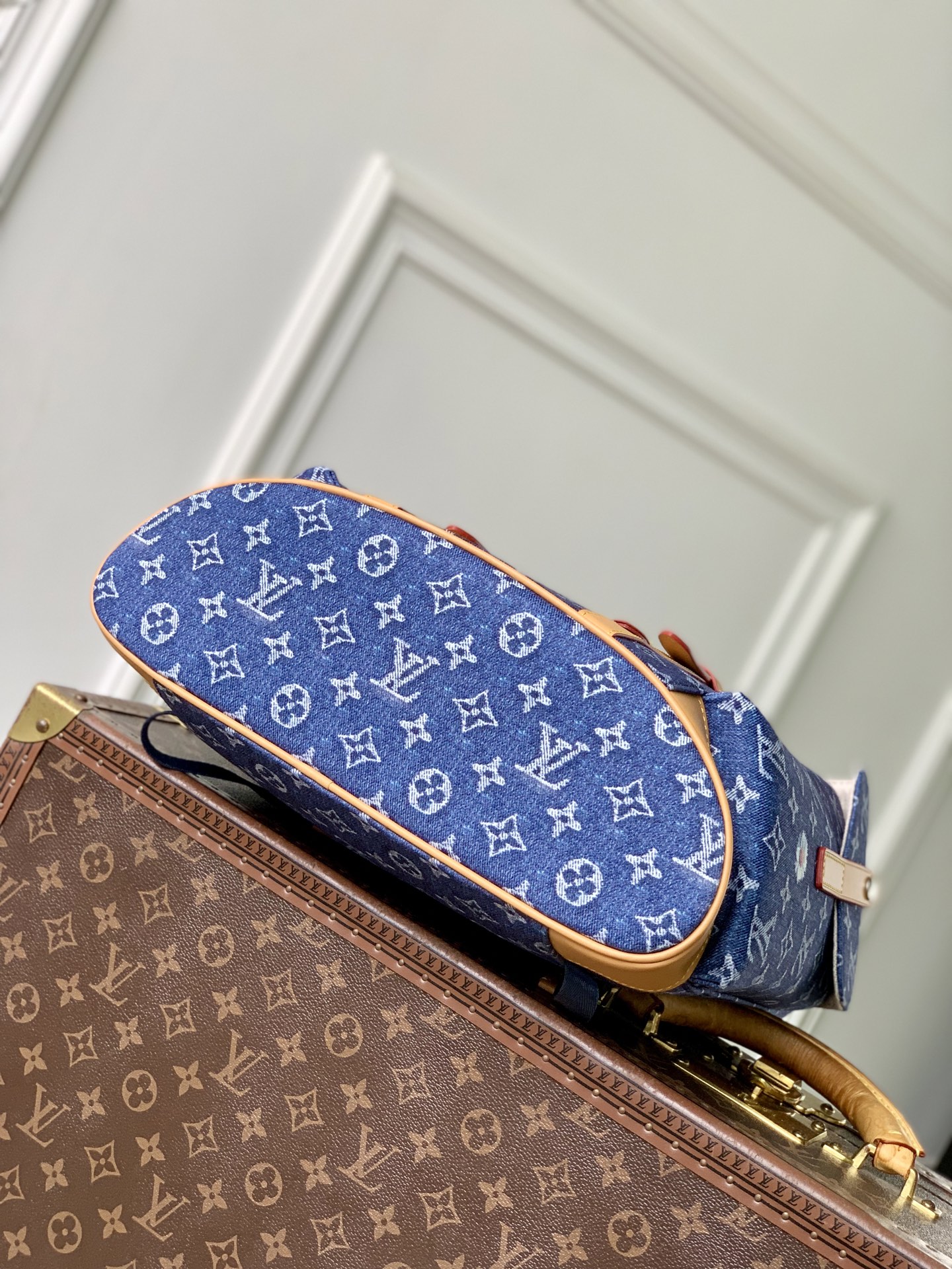 L0vis Vvtt0n Christopher Backpack M24428-38 x 44 x 12.5CM