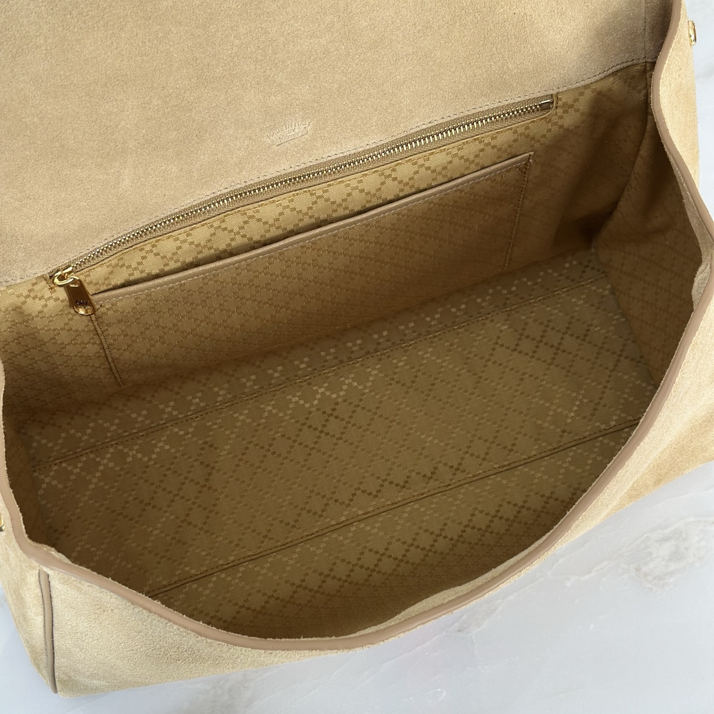 Gvc*1 Paparazzo Medium Top Handle Bag In Sand Suede-37*29*13CM