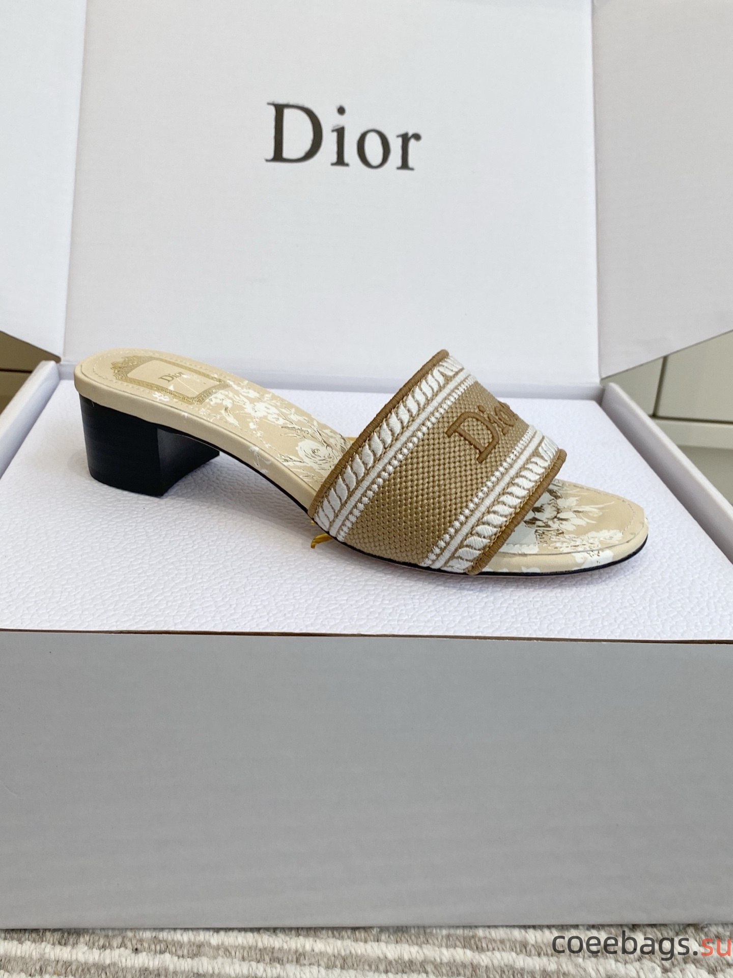 Diro Slippers