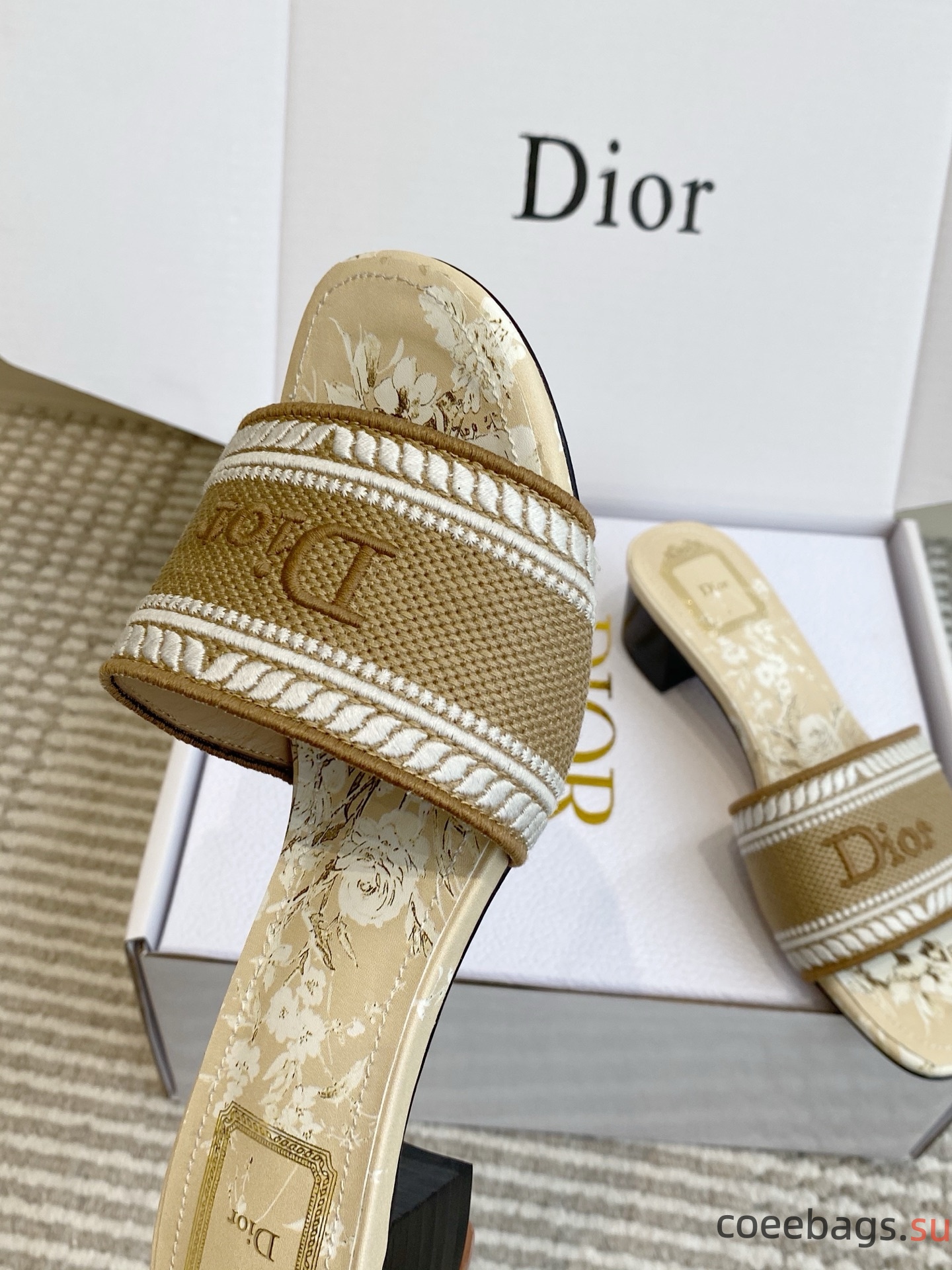 Diro Slippers
