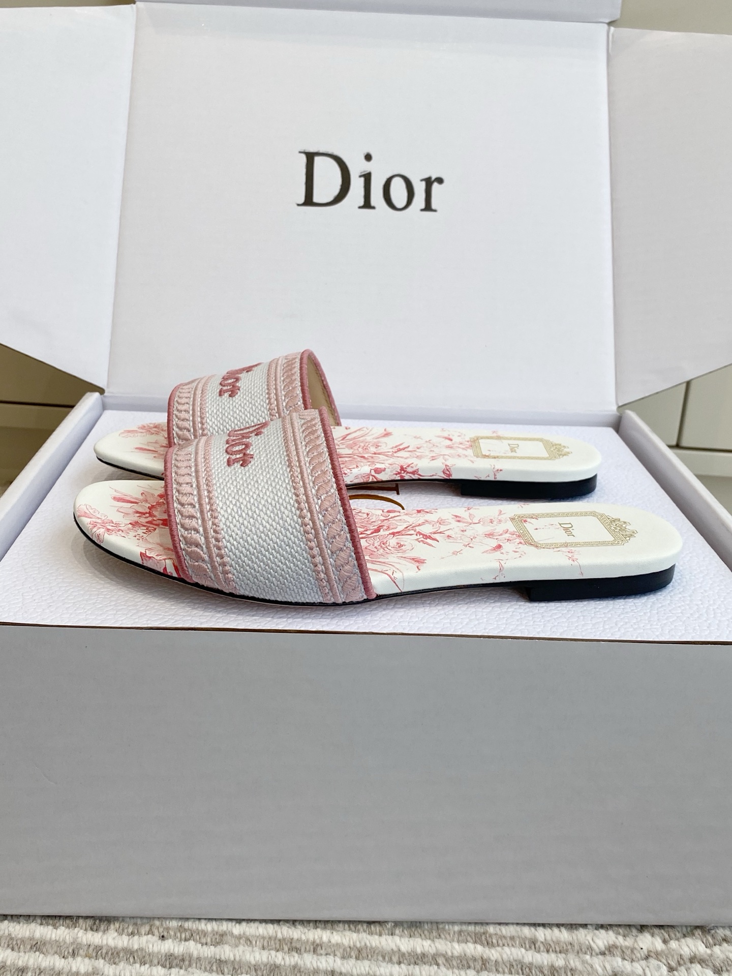 Diro Slippers