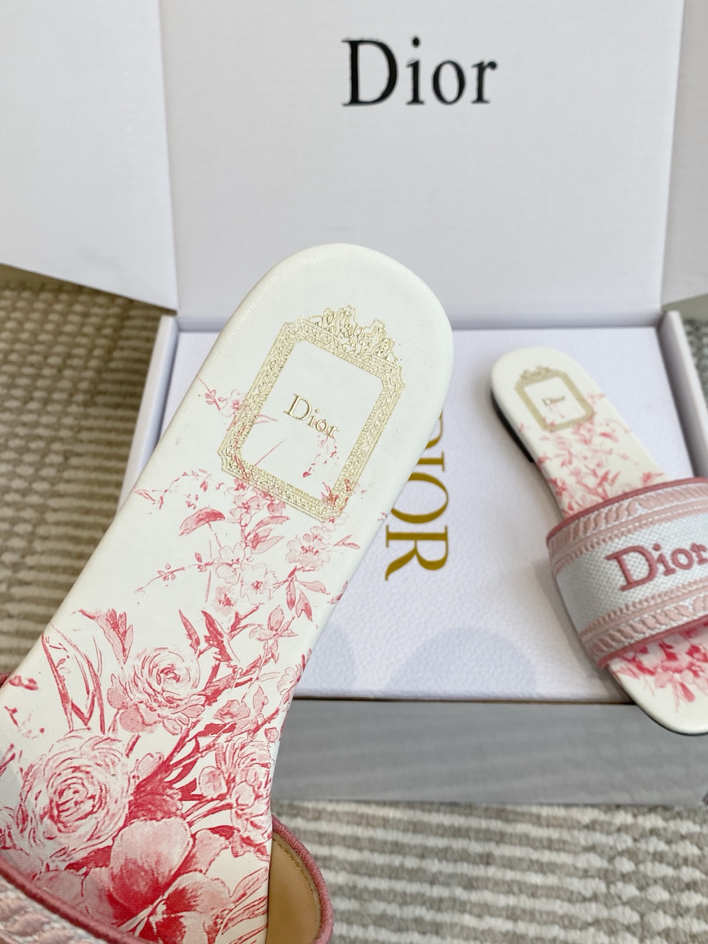Diro Slippers