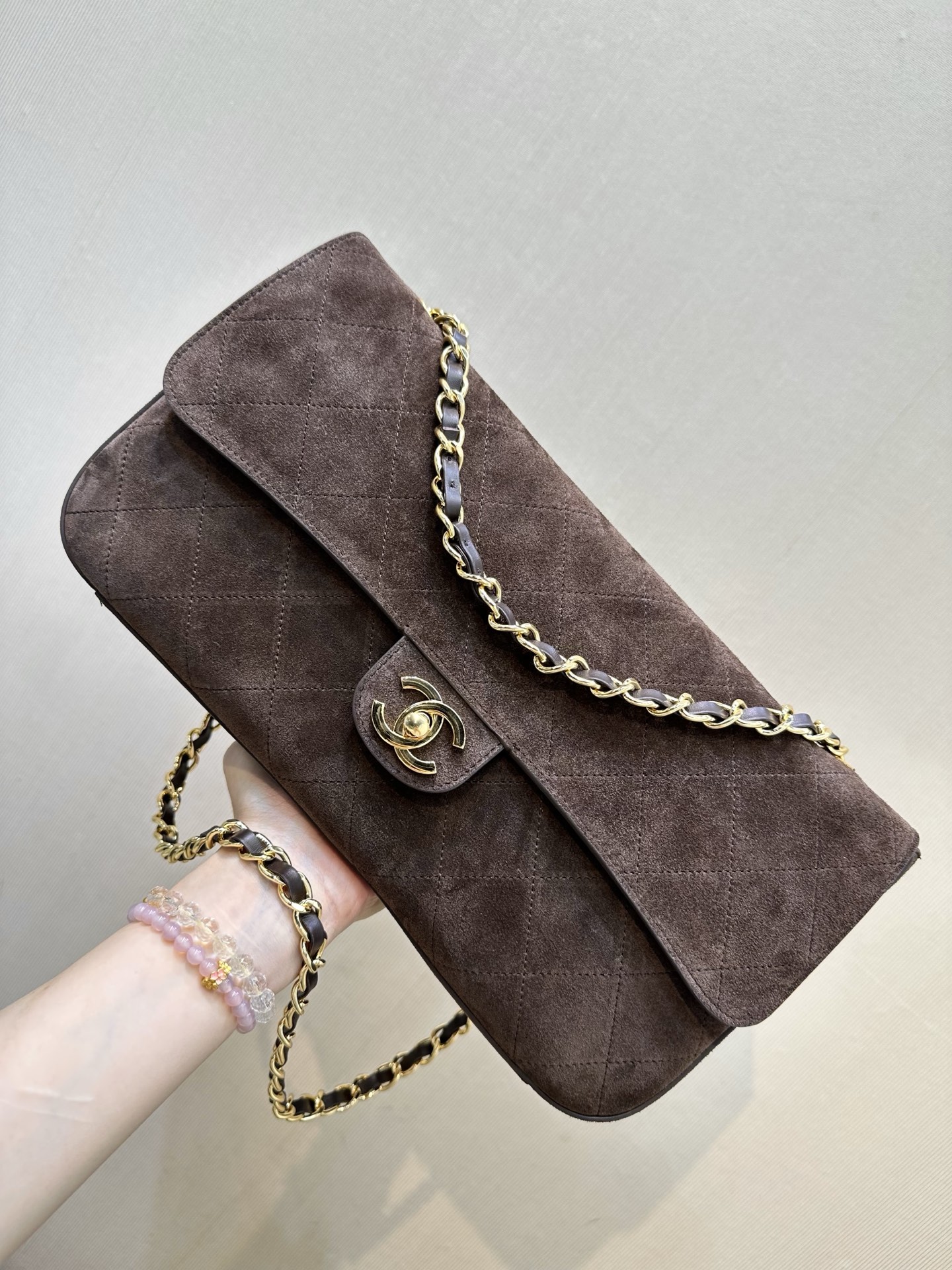 Cha*nel Grained Calfskin Small Souplissimo Maxi Flap-32CM